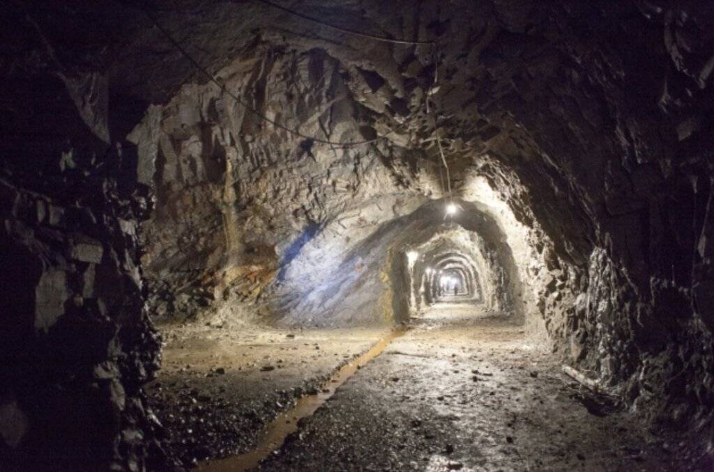 Blick in die Hardtkaverne.