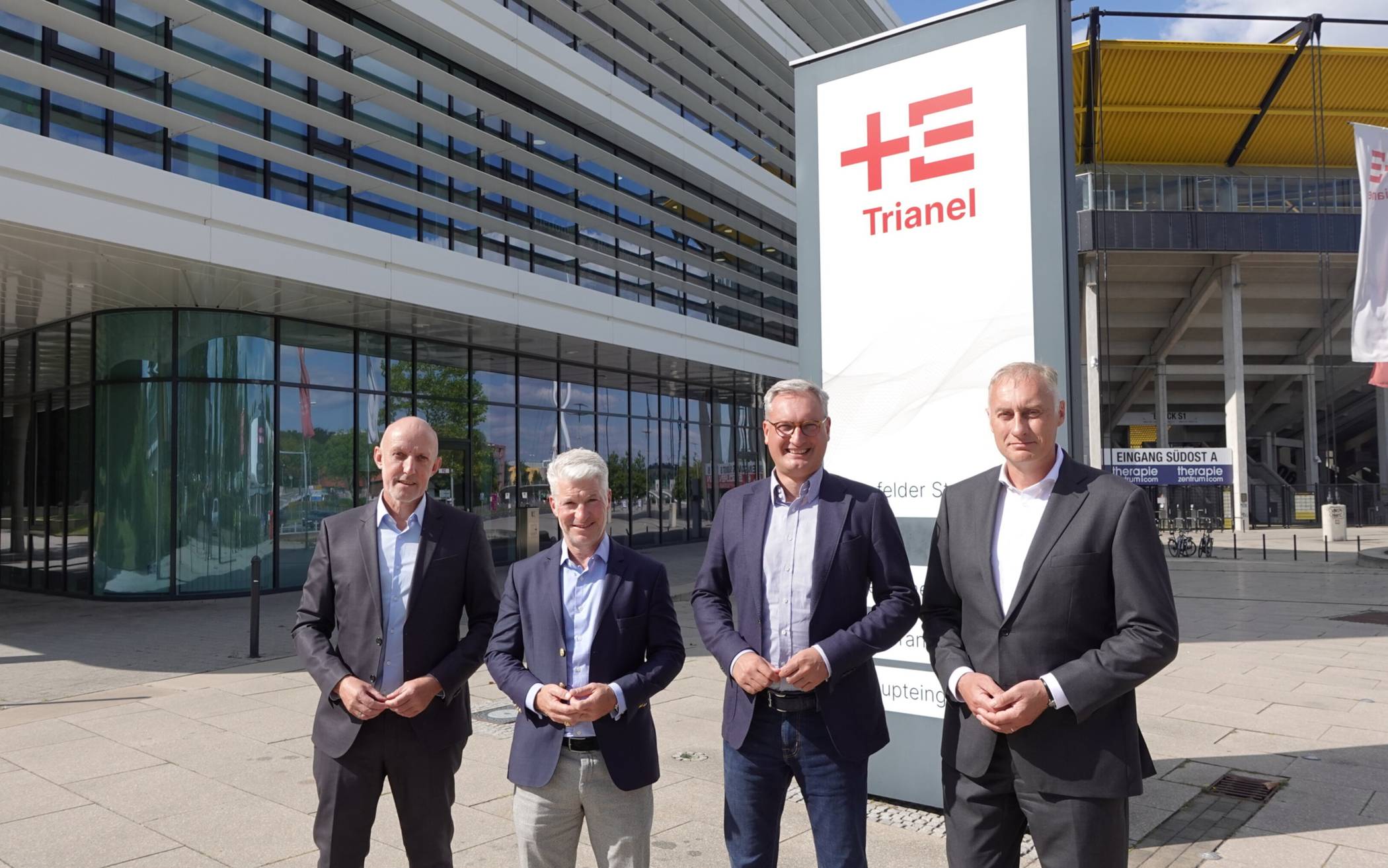 Von li.: Markus Schlomski (Arbeitsdirektor und