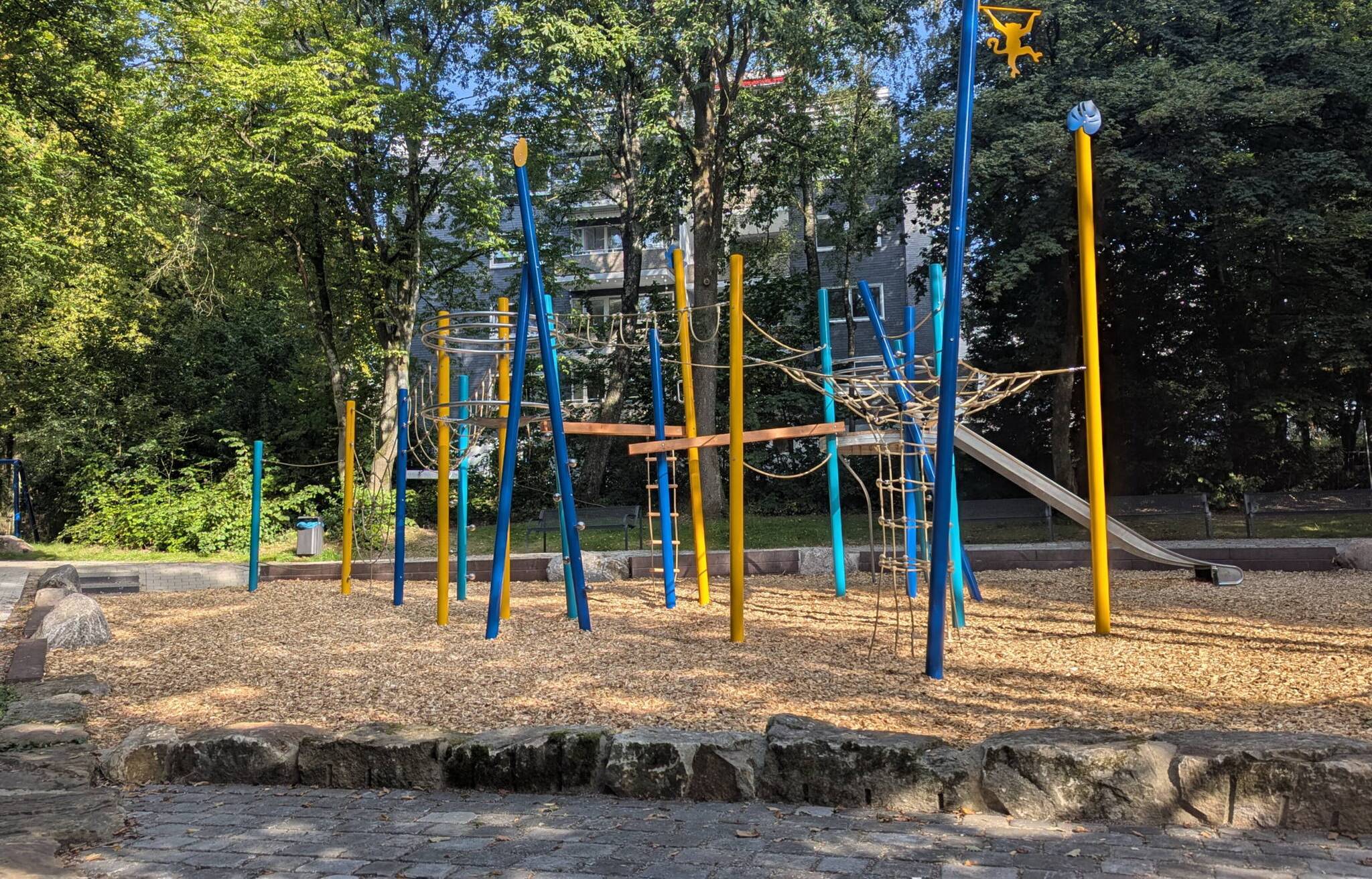 Das neu gestaltete Klettergerüst.