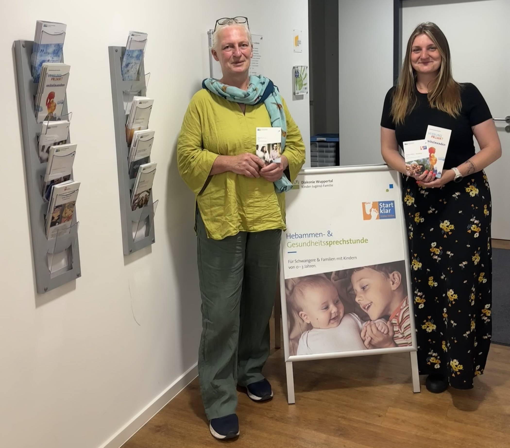  Beate Lampenscherf (li.) und Julia Rau. 