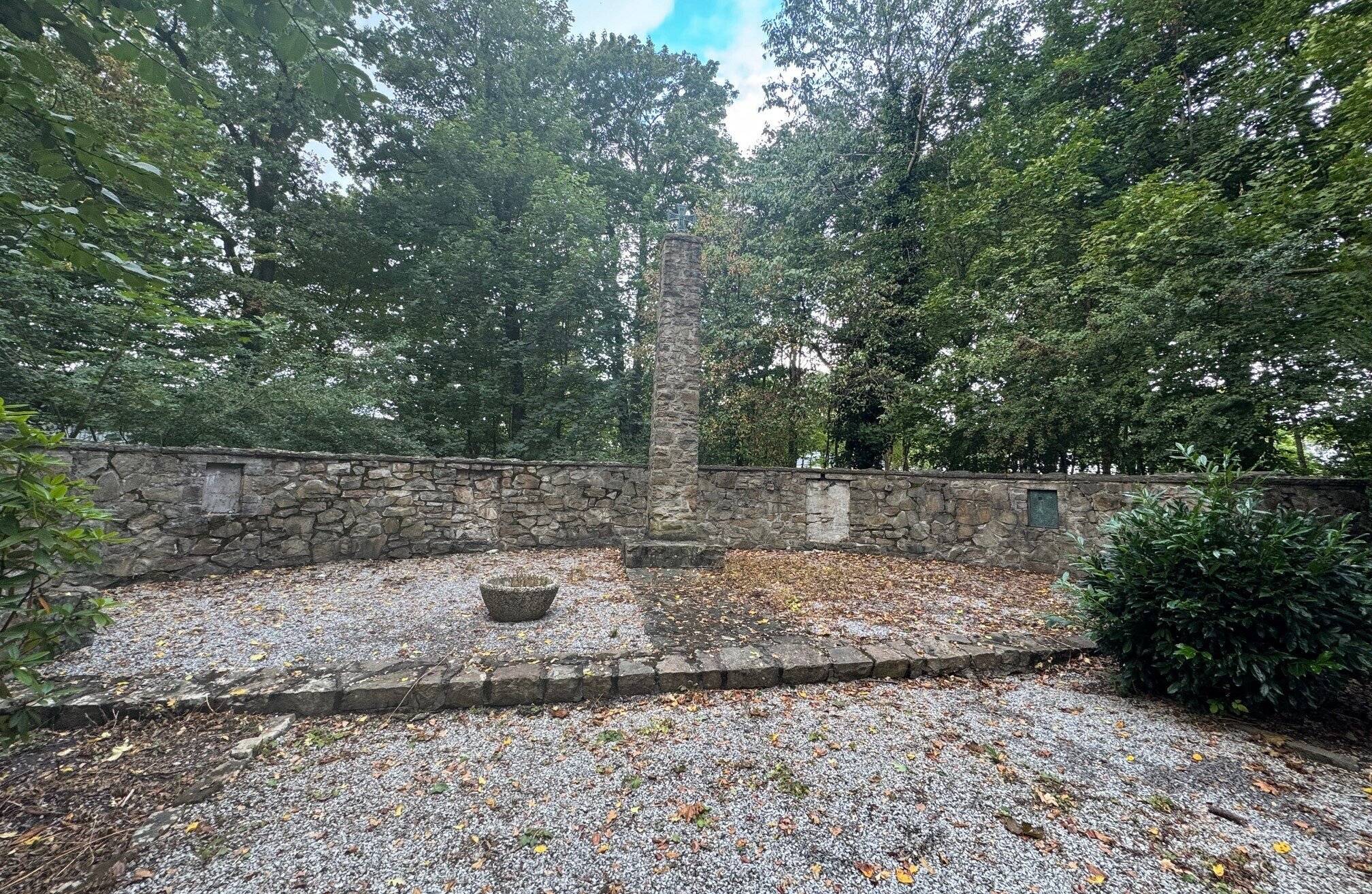 Drei Platten sind verschwunden.