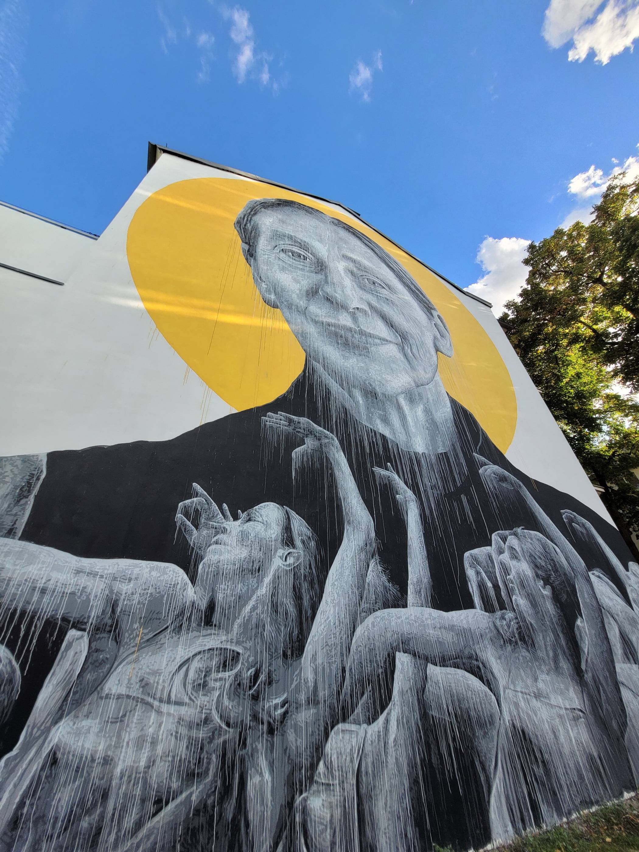 Der US-amerikanische Urban-Artist „Nils RVA“, der in Amsterdam lebt, hat mit seinem...