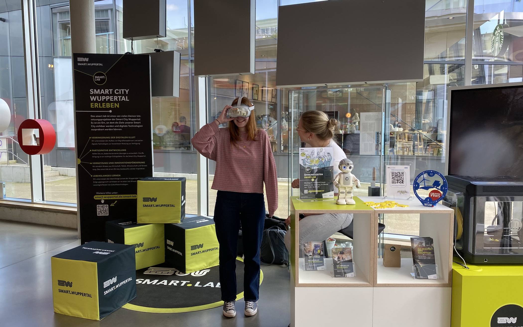 Blick ins „Competence Center Smart City“.