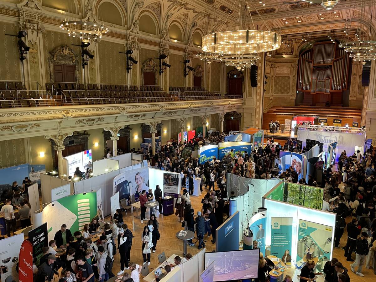 Großer Andrang bei der Ausbildungsbörse