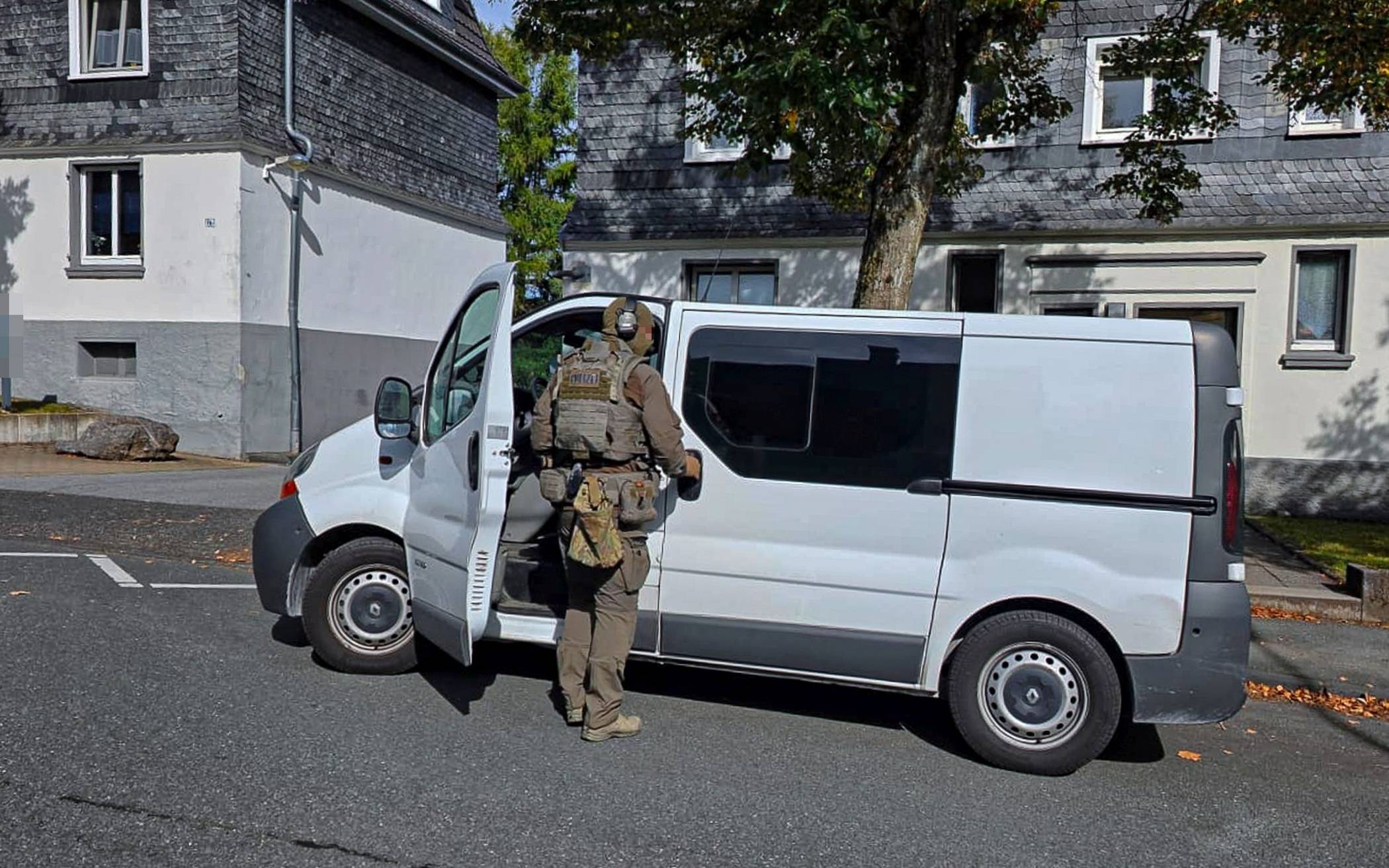 Bilder: SEK-Einsatz in Wuppertal-Ronsdorf