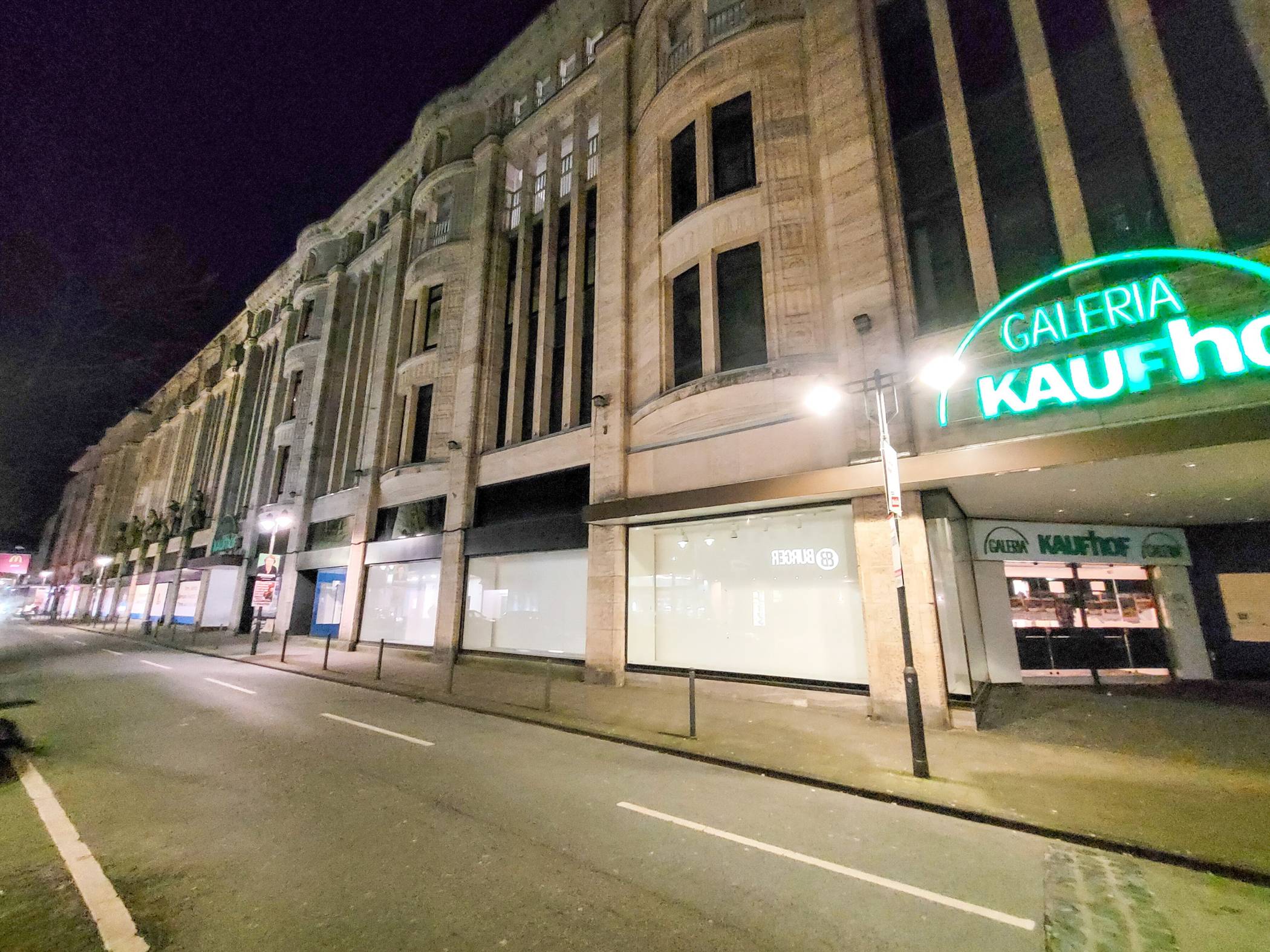 Die Schaufenster an der Neumarktstraße (Archivbild). 