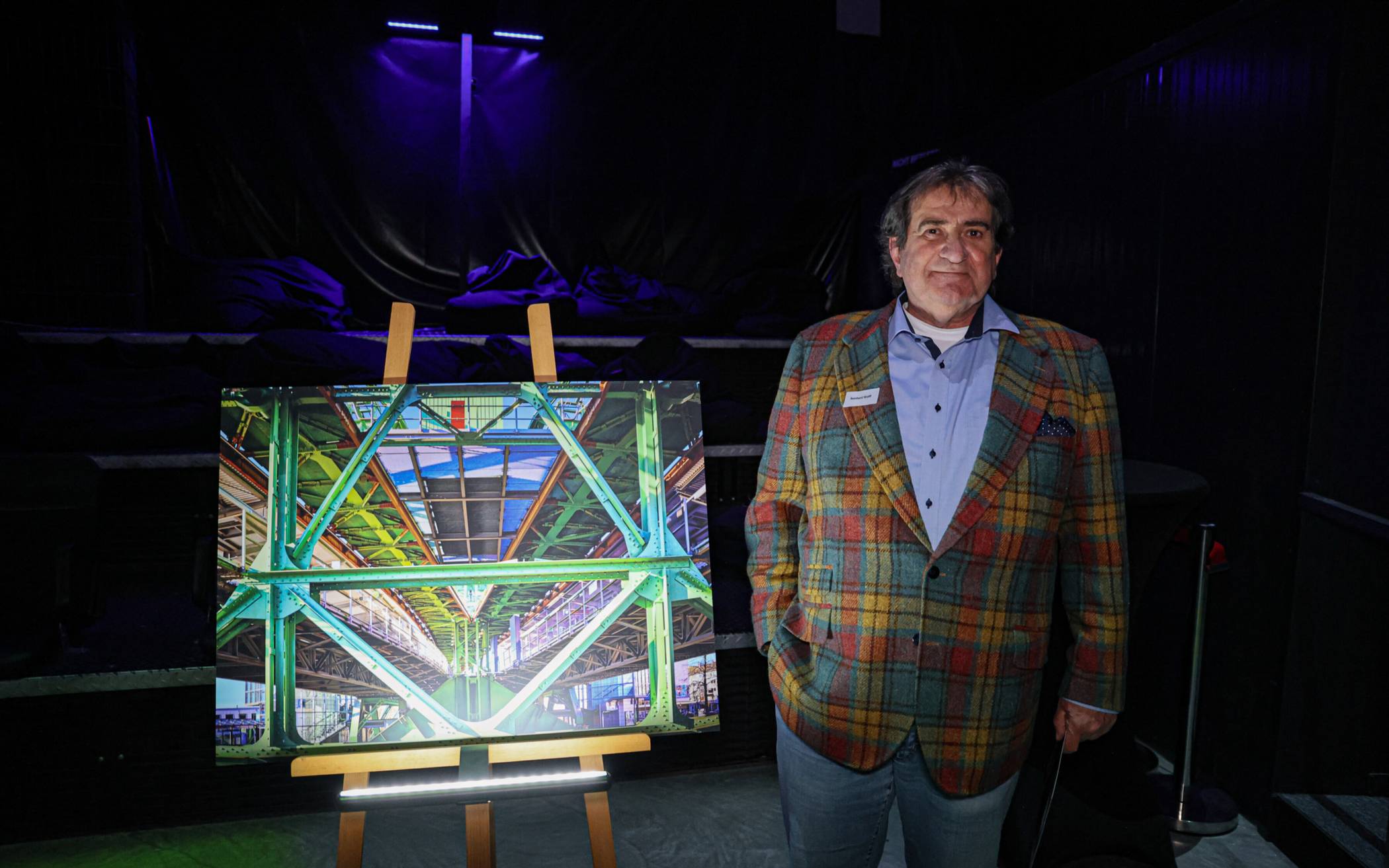 Reinhard Wolff fotografiert mit seiner Frau gerne selbst für einen Kalender, den er an...