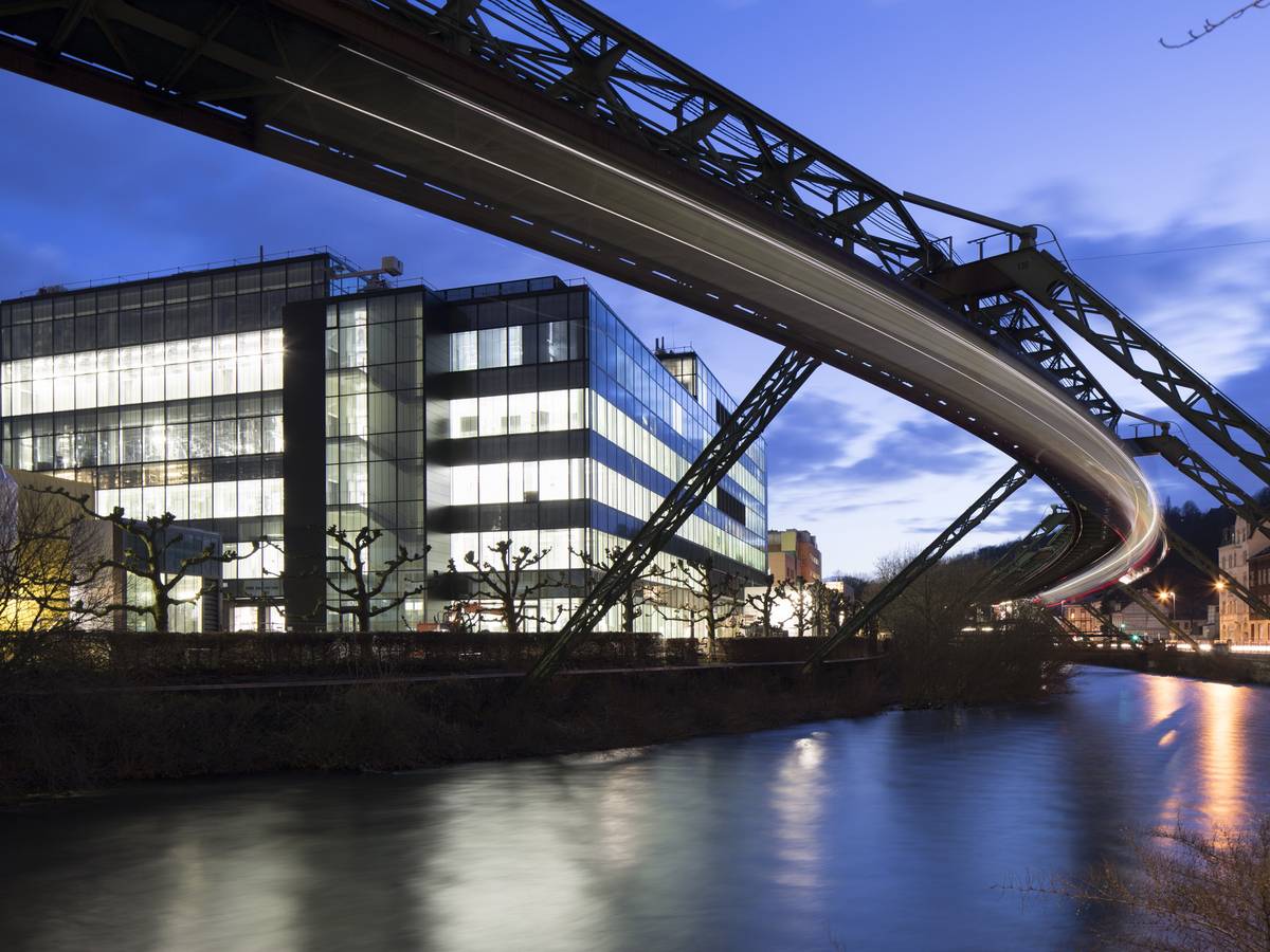 Bayer AG veranstaltet einen Nachbarschaftsdialog