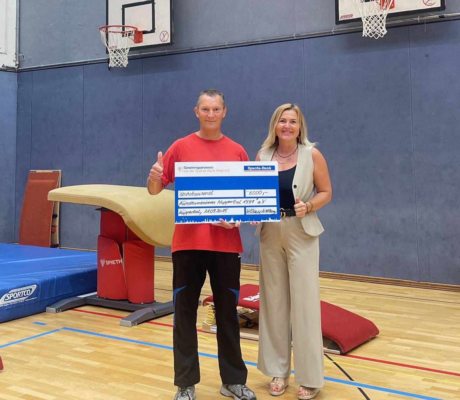 Wioletta Bonny (Filialleiterin der Sparda-Bank vor