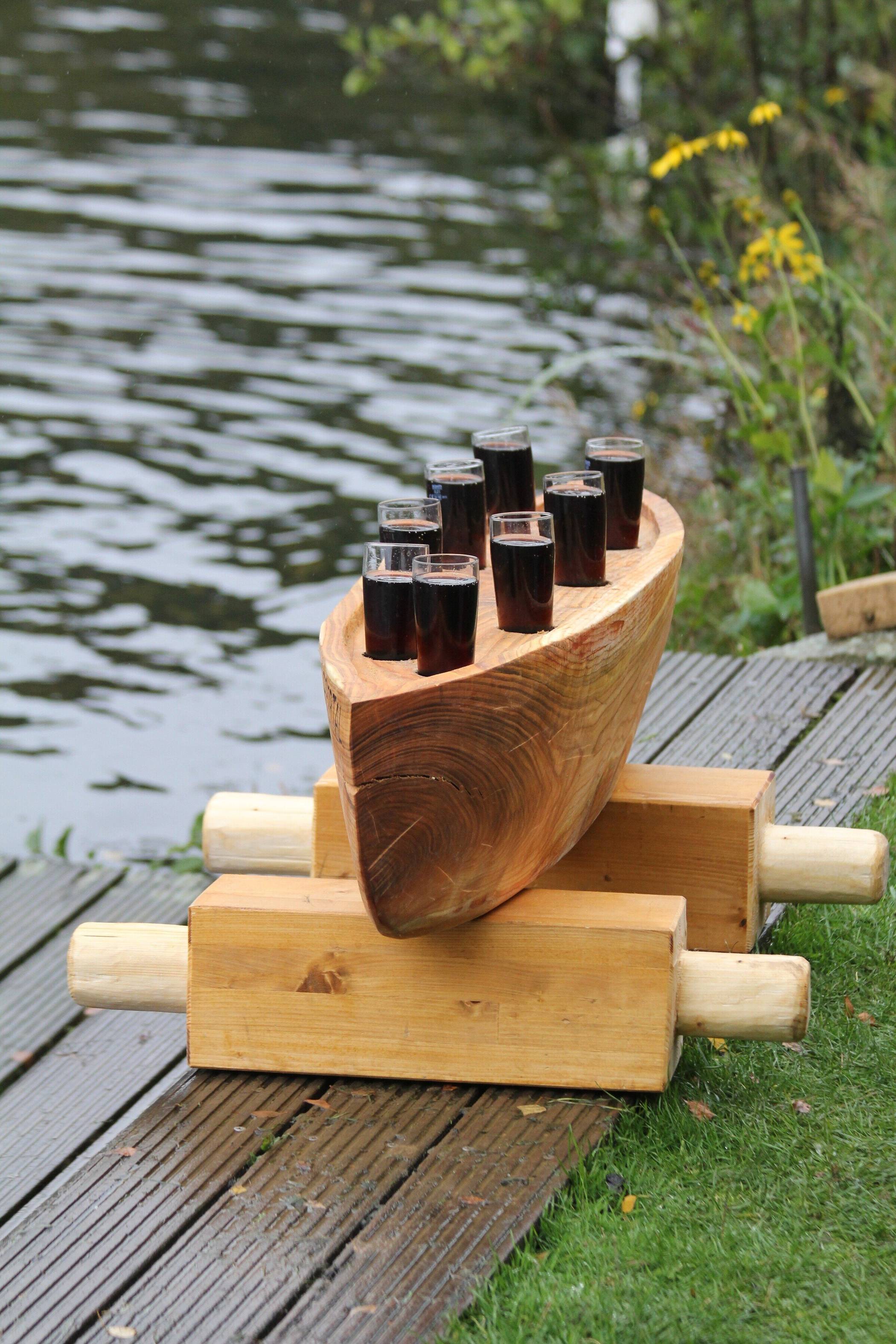 Der Wanderpokal - schon mit der Cola für die Sieger beladen....