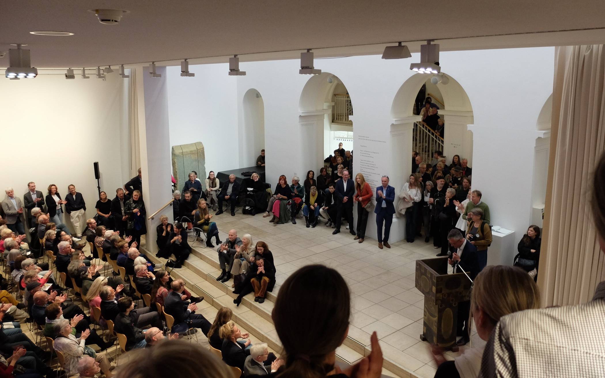 Das Museum war gut besucht.