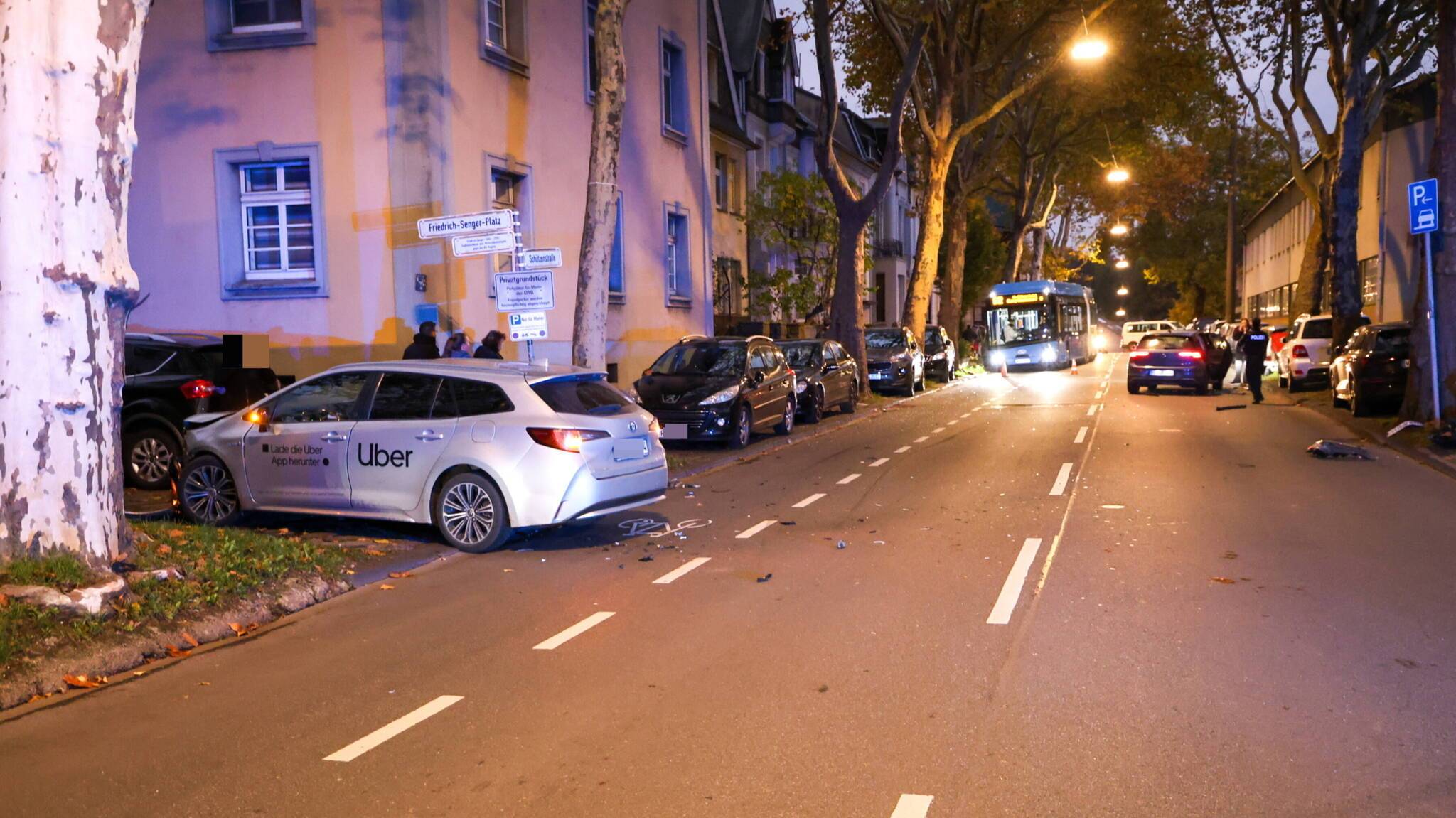 Die Szenerie auf der Schützenstraße.