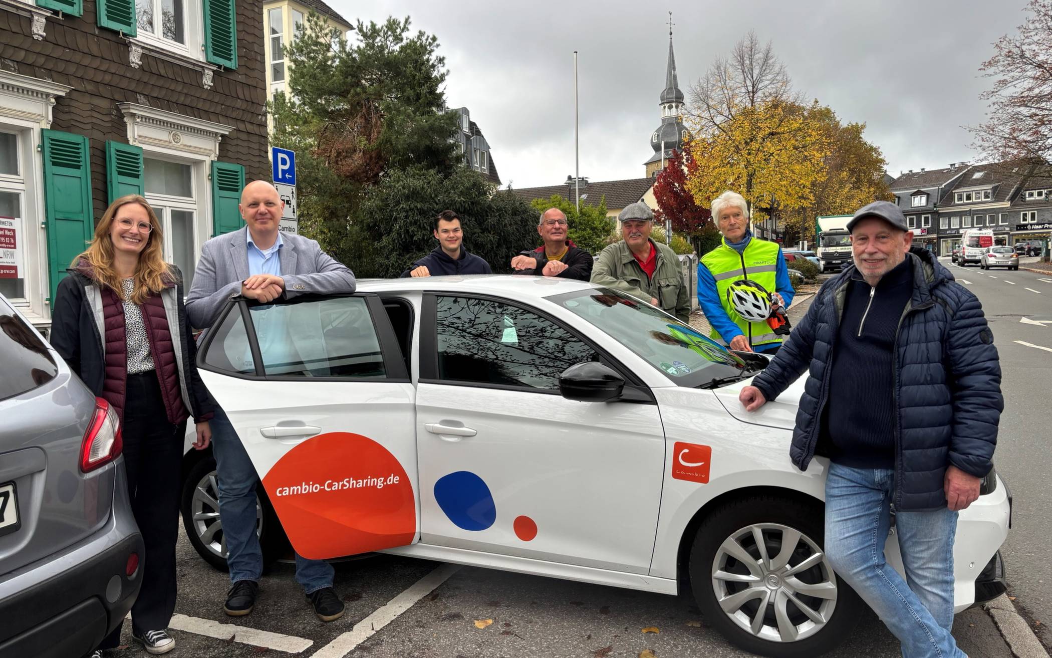 Von li.: Stella Schwietering (Ressort Straßen