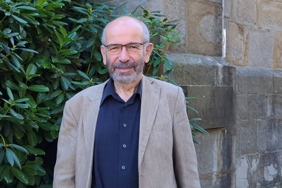  Erst als Präses, jetzt als Gemeindeglied geschult: Manfred Rekowski. 