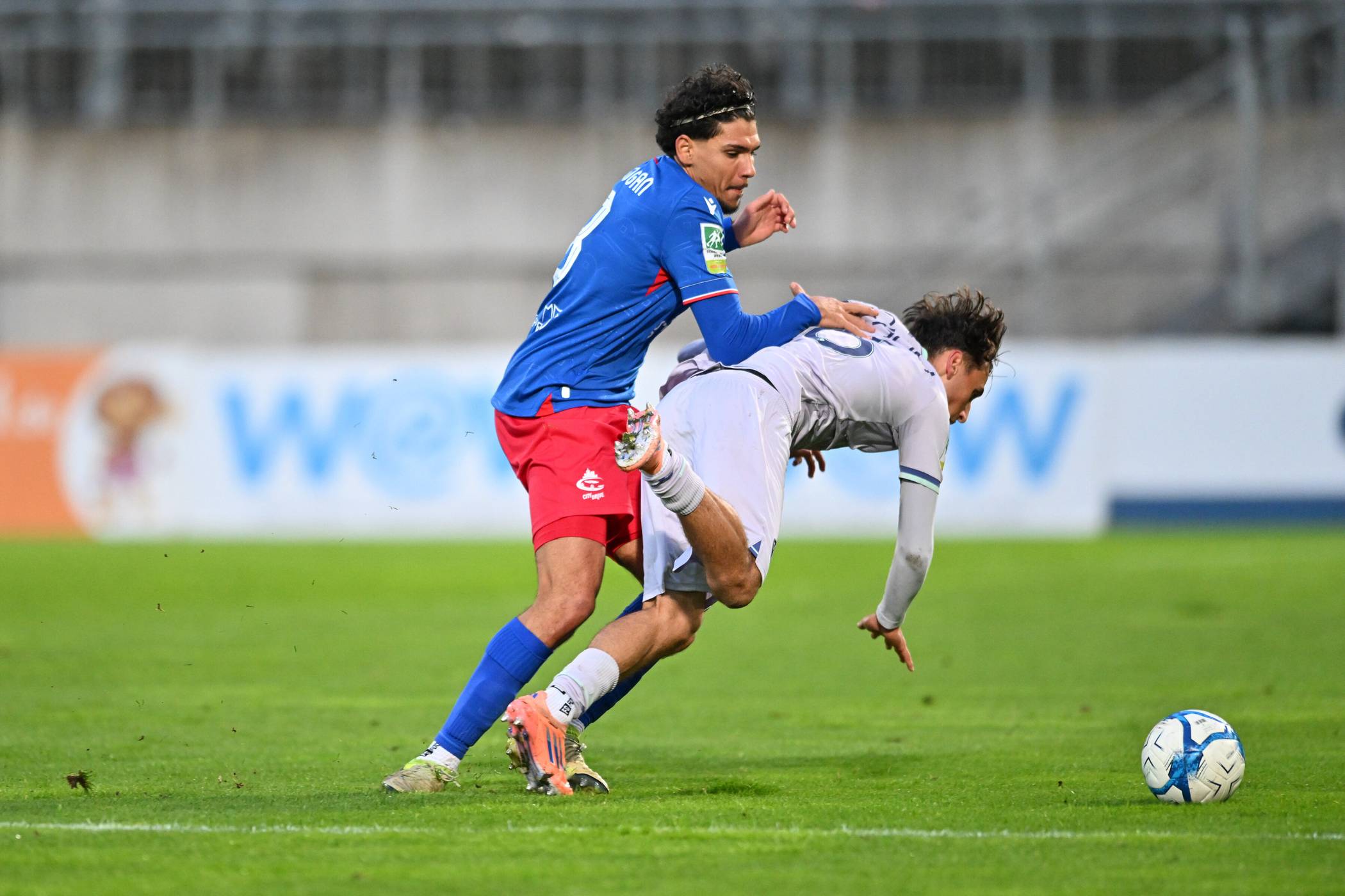 Der WSV will auch in Gladbach den Gegner zu Fall bringen.