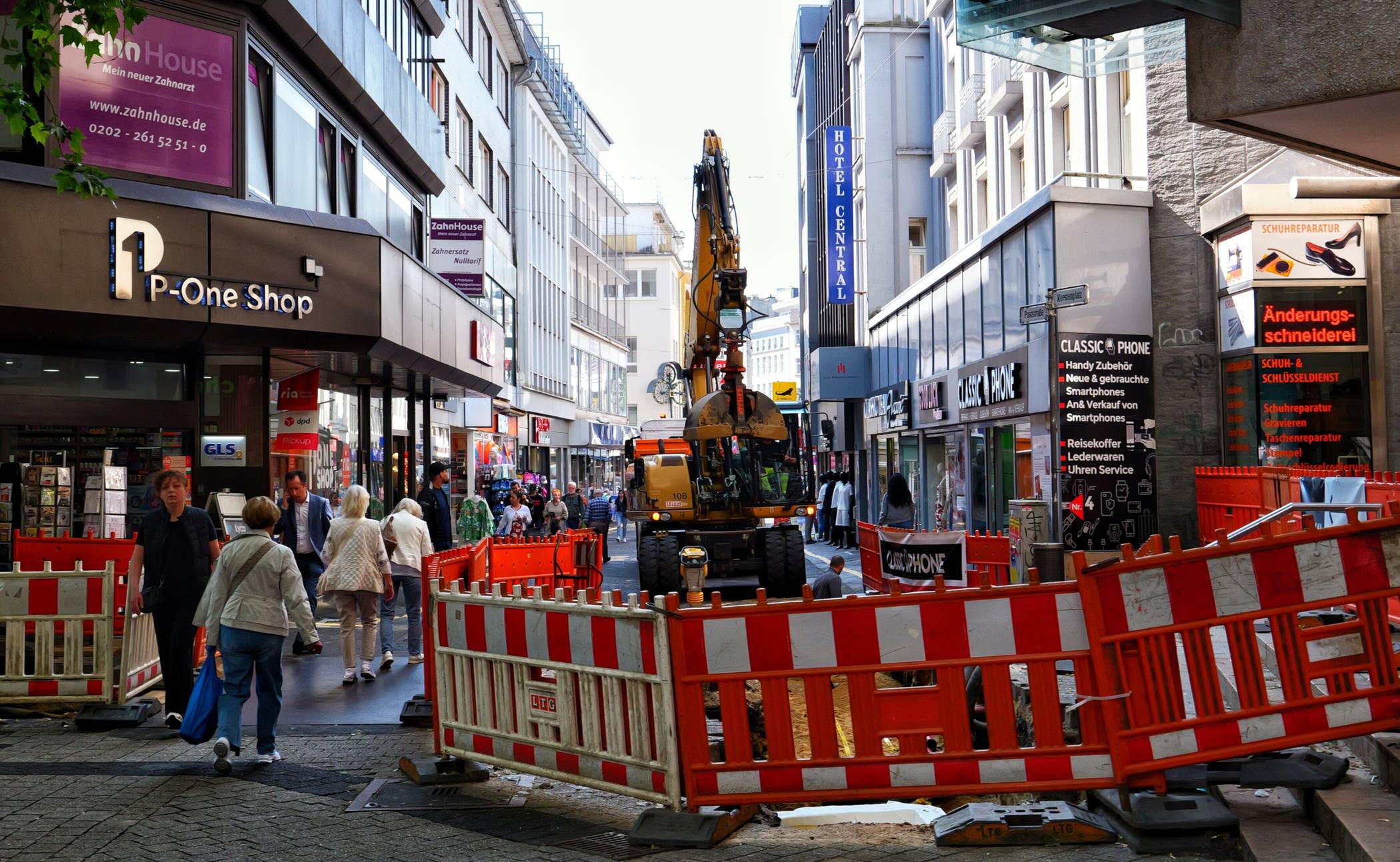  Derzeit prägen Baustellen das Bild der Elberfelder Innenstadt. 