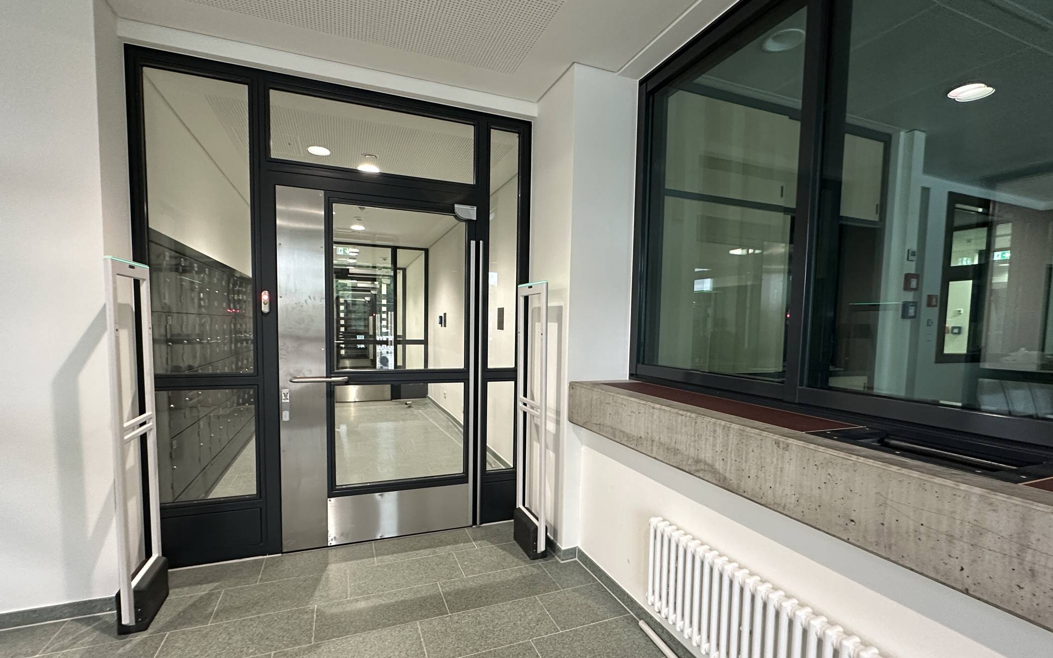 Bilder: Neuer Eingang der JVA Wuppertal-Vohwinkel