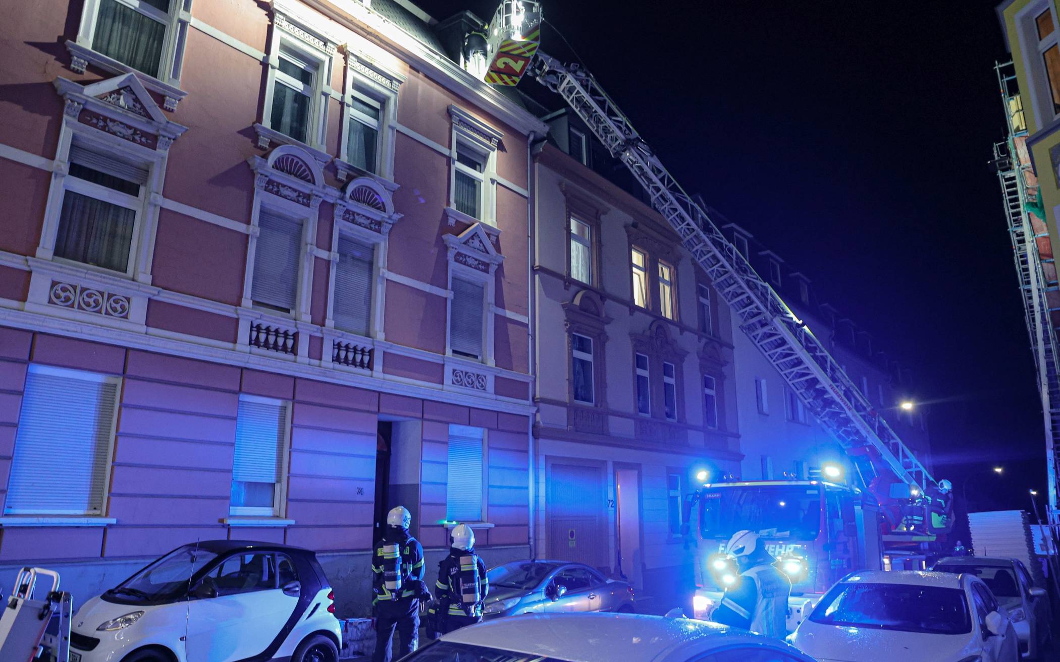 Bilder: Einsatz wegen Shisha-Pfeife in Wuppertal