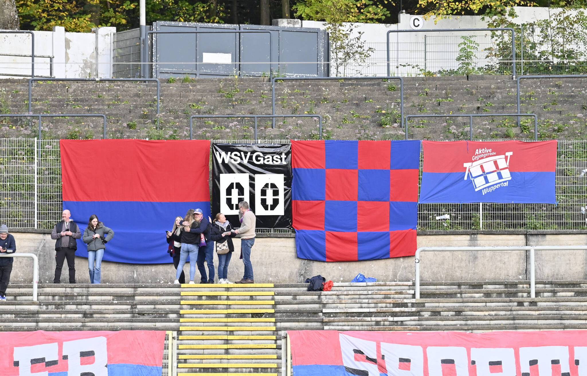 Ehrliche Arbeit – eine Anzeigetafel auf