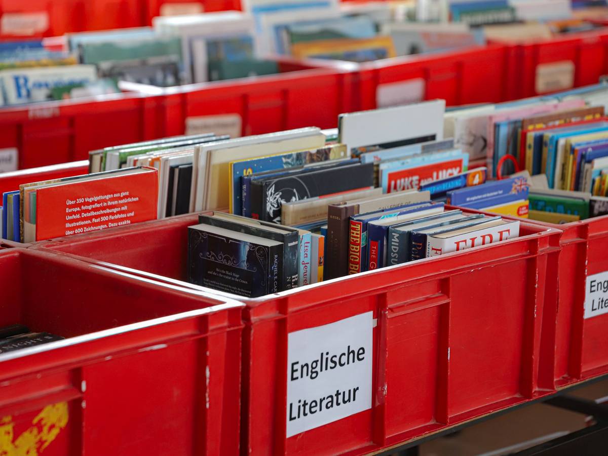 Am Büchertafel öffnet am Sonntag ihre Türen