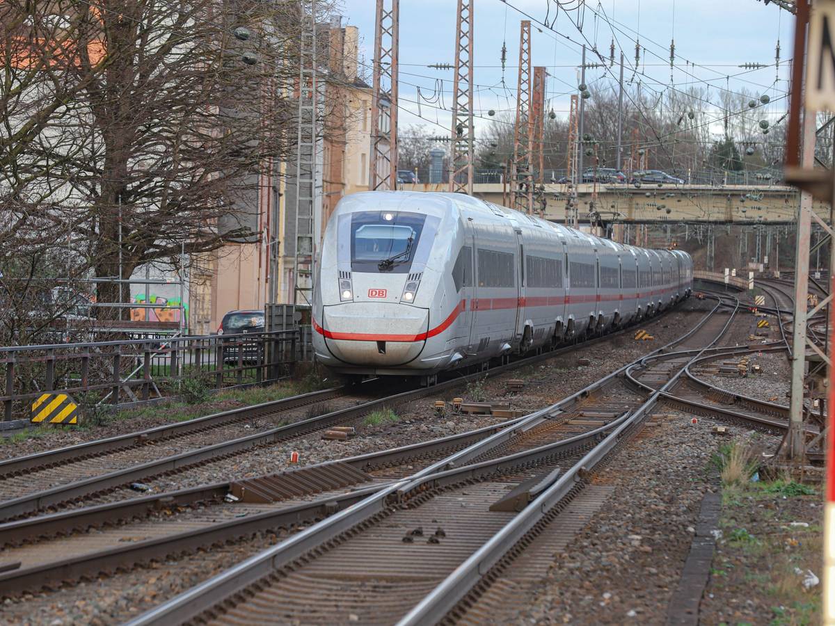 Infos zur fünfmonatigen Bahnstrecken-Sperrung in und um Wuppertal