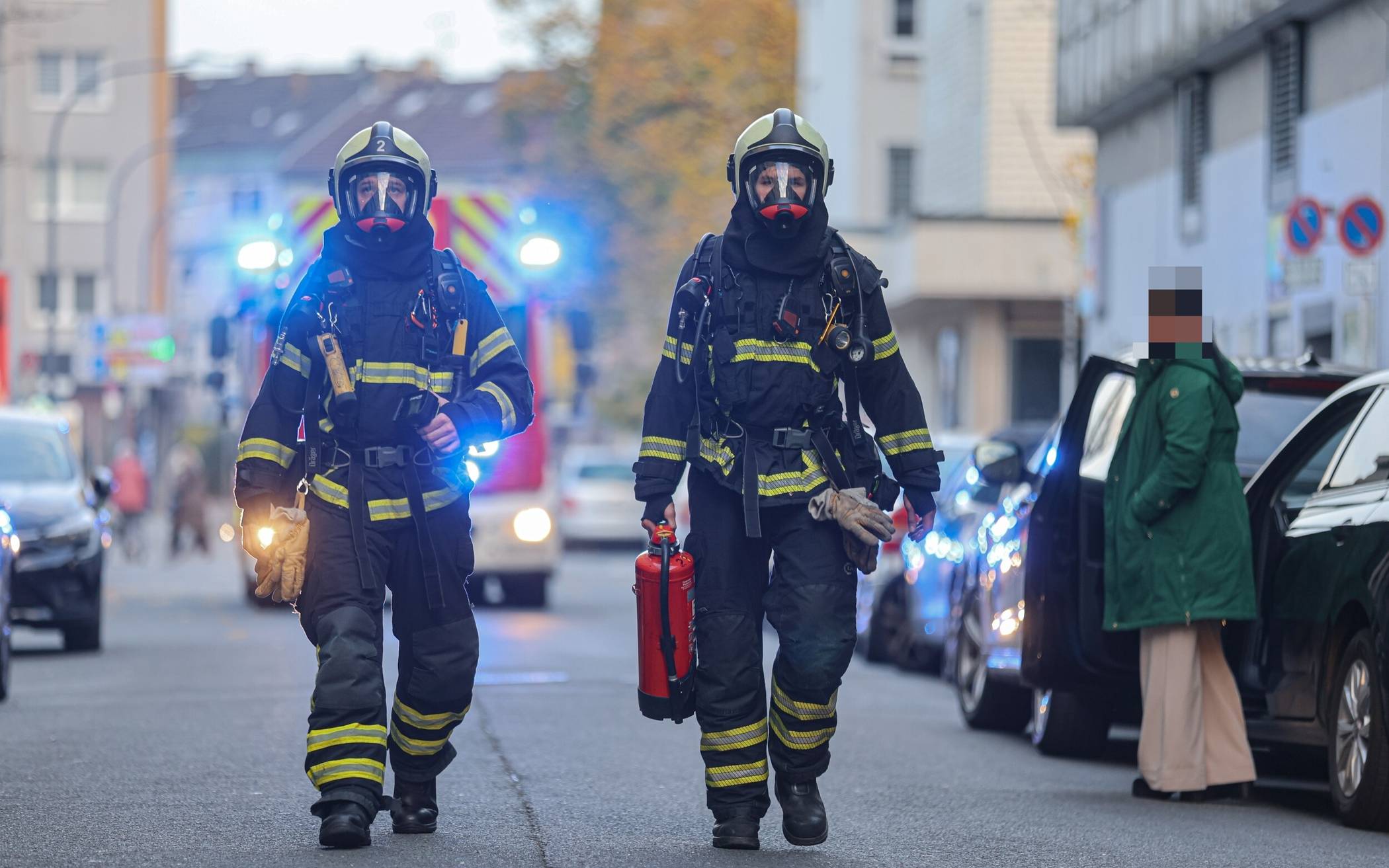 Der Trupp auf dem Weg ins