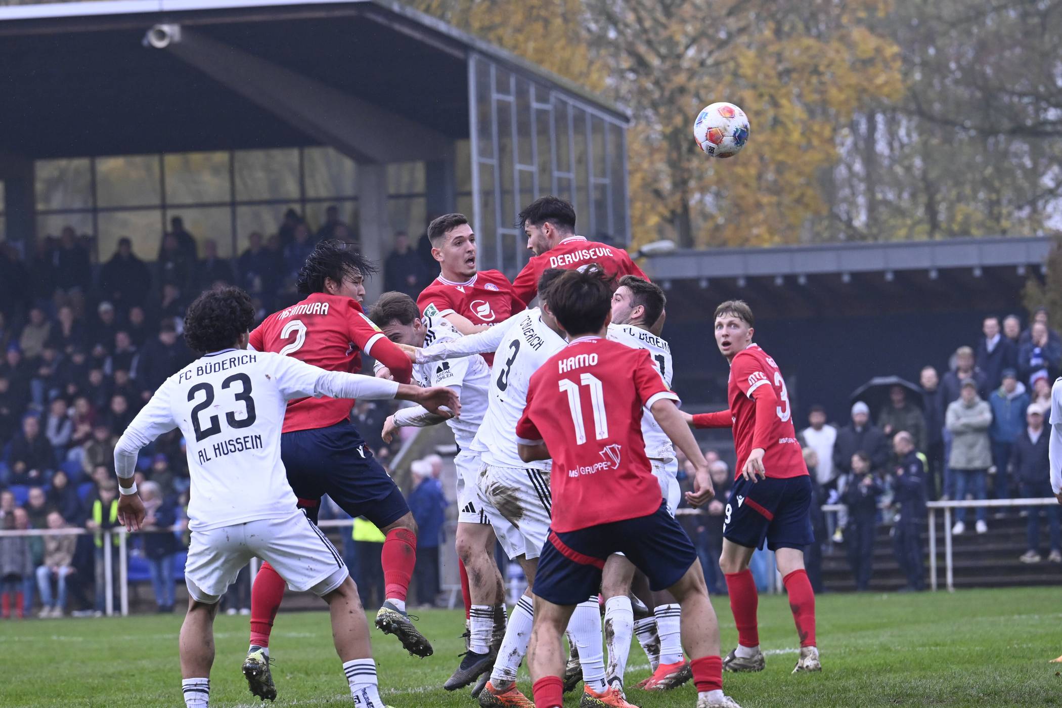  Szene aus dem Stadion Am Eisenbrand. 