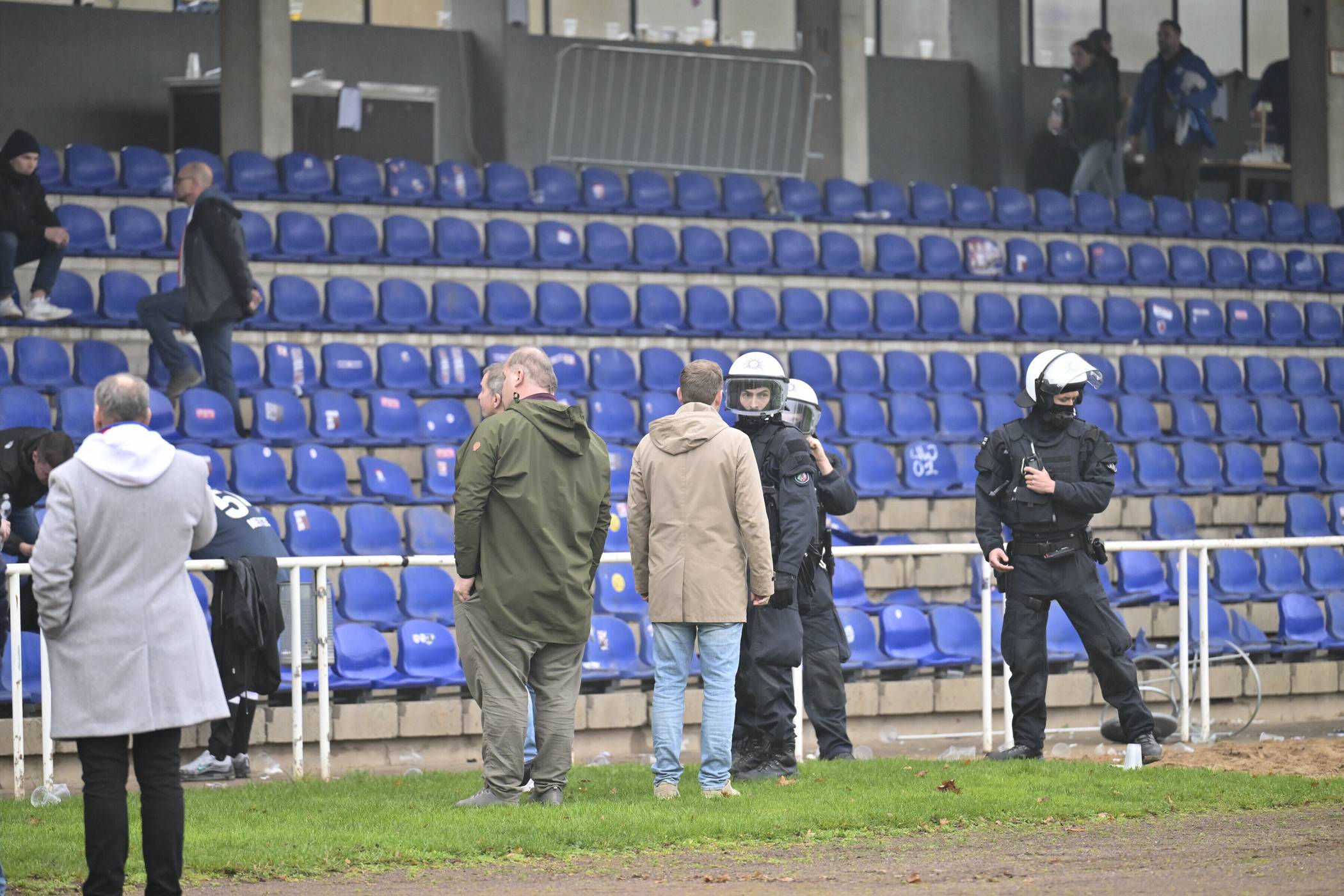  Der Polizeieinsatz in Büderich. 