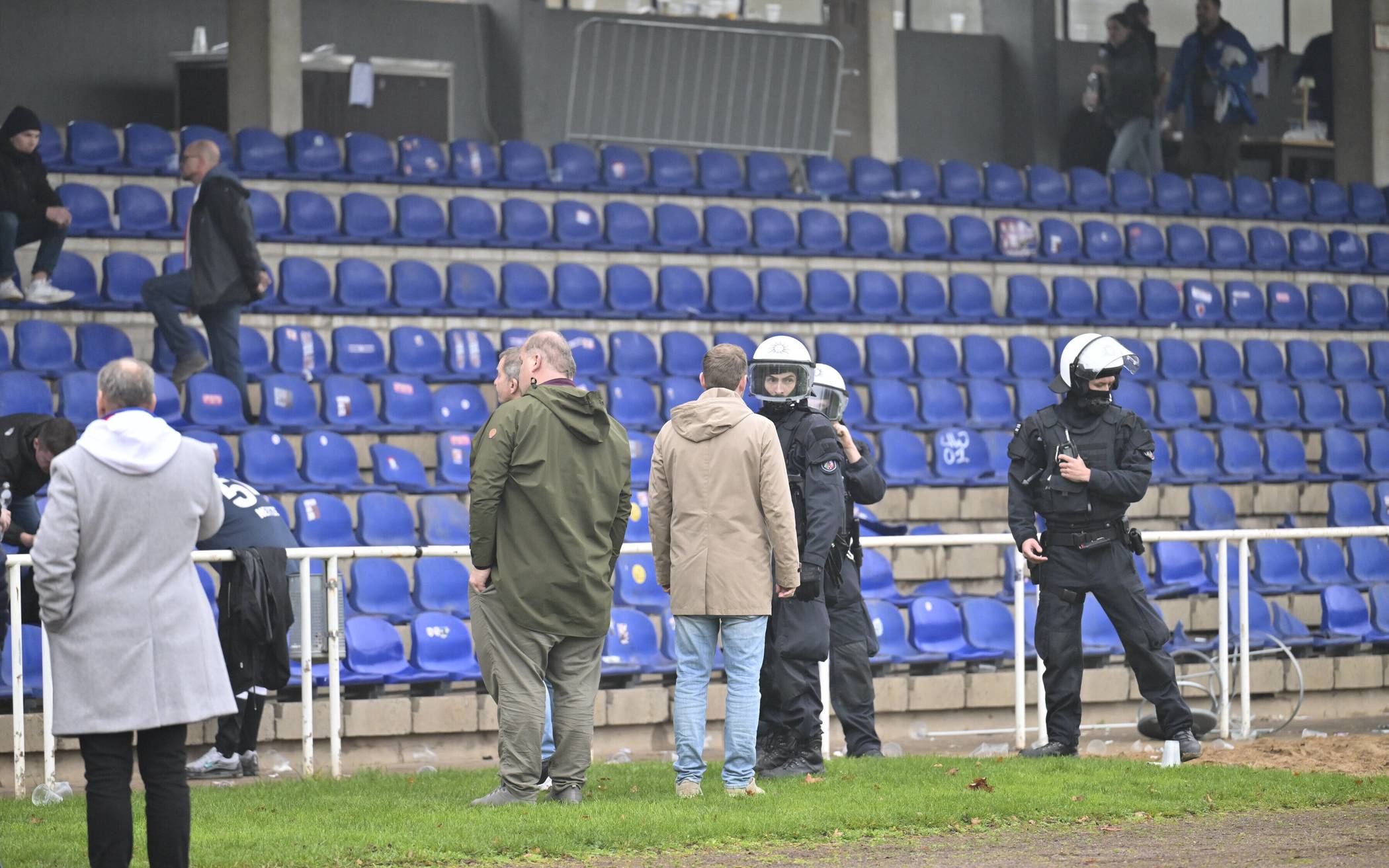Der Polizeieinsatz in Büderich.