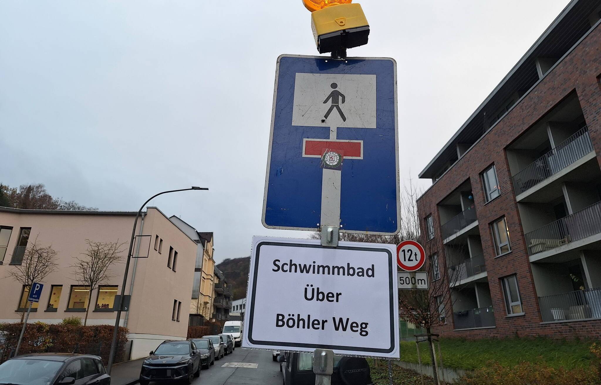 Eines der Hnweisschilder.