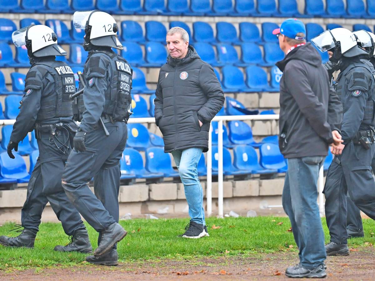 Die Reaktion von den Rängen