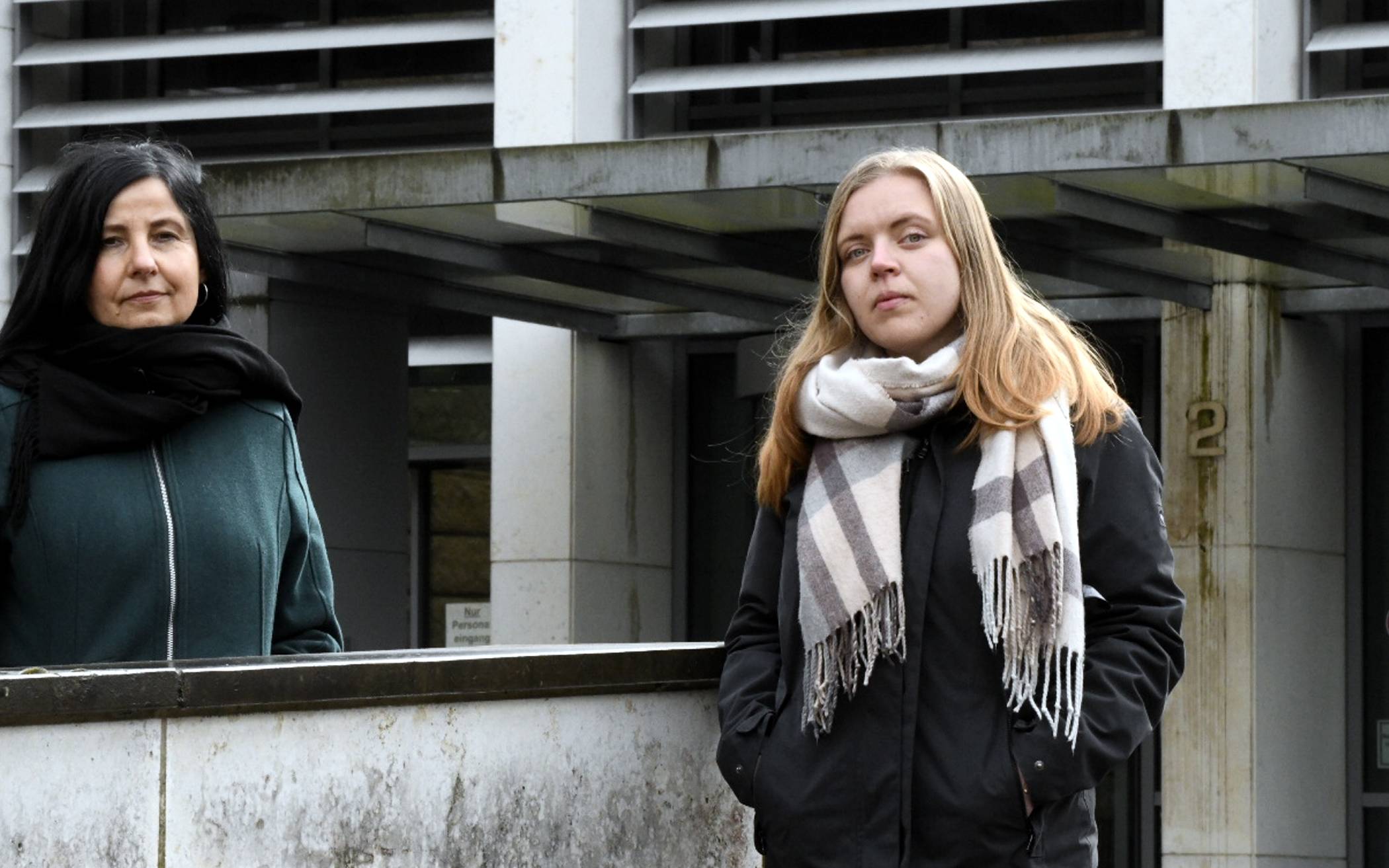 Theresa Heil und Katrin Weber vom