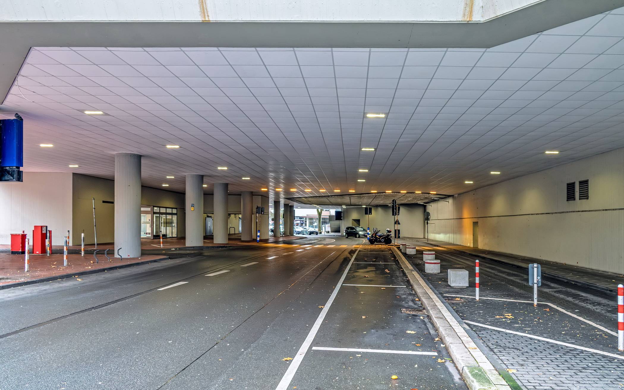 Rathaus: Decke der Unterführung ist saniert