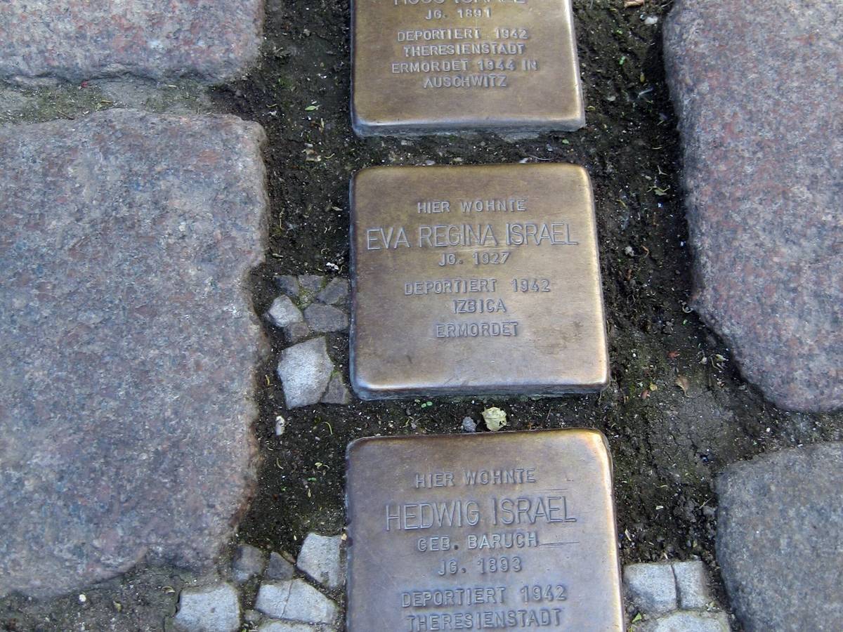 Stolpersteine an vier weiteren Orten in Wuppertal