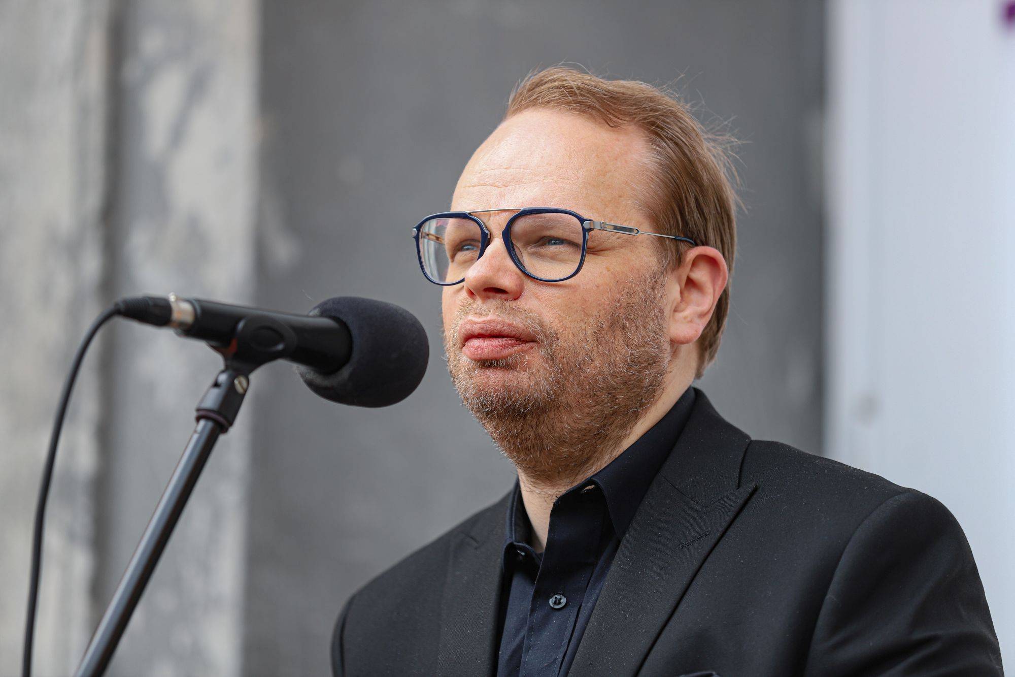  Der SPD-Bundestagsageordnete Helge Lindh. 