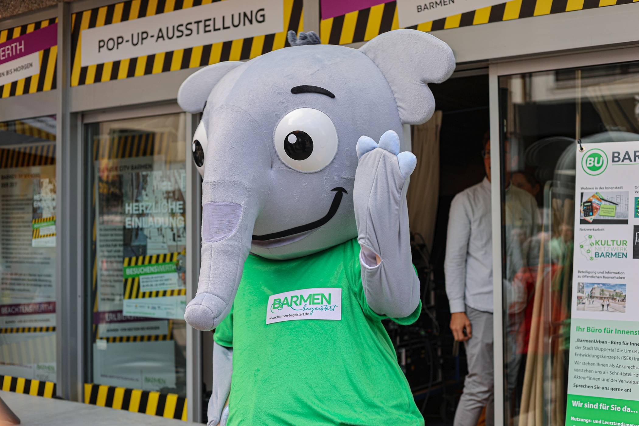  Tuffi als Maskottchen – und ab Samstag auch aus Eis. 