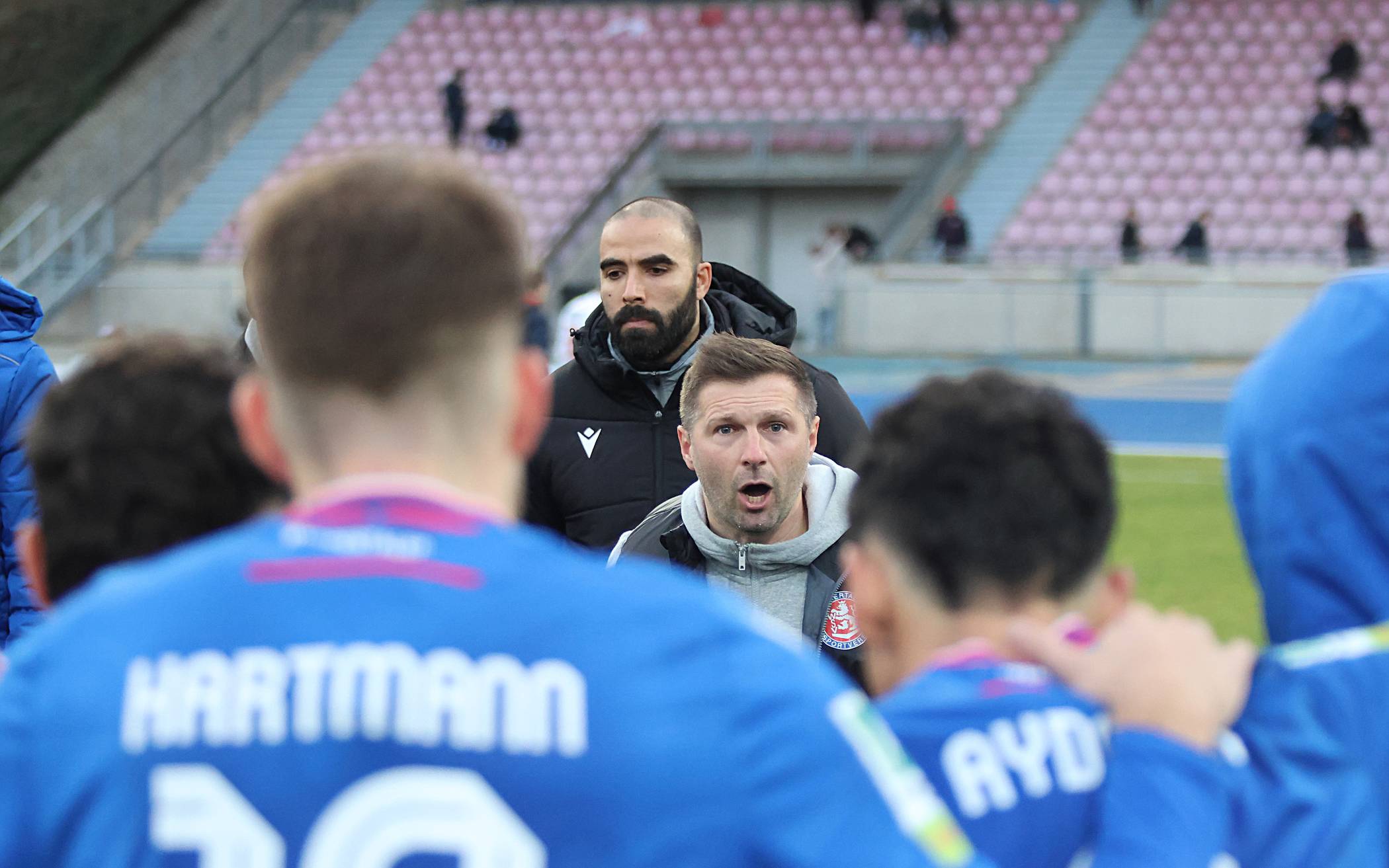 WSV-Trainer Sebastian Tyrala schwört das Team