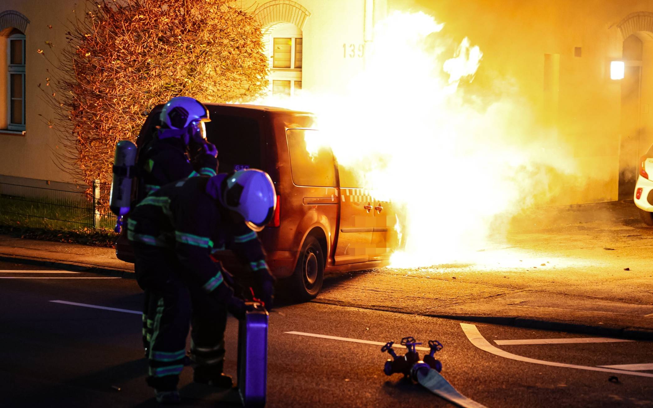 Fahrzeugbrand an der Erbschlöer Straße