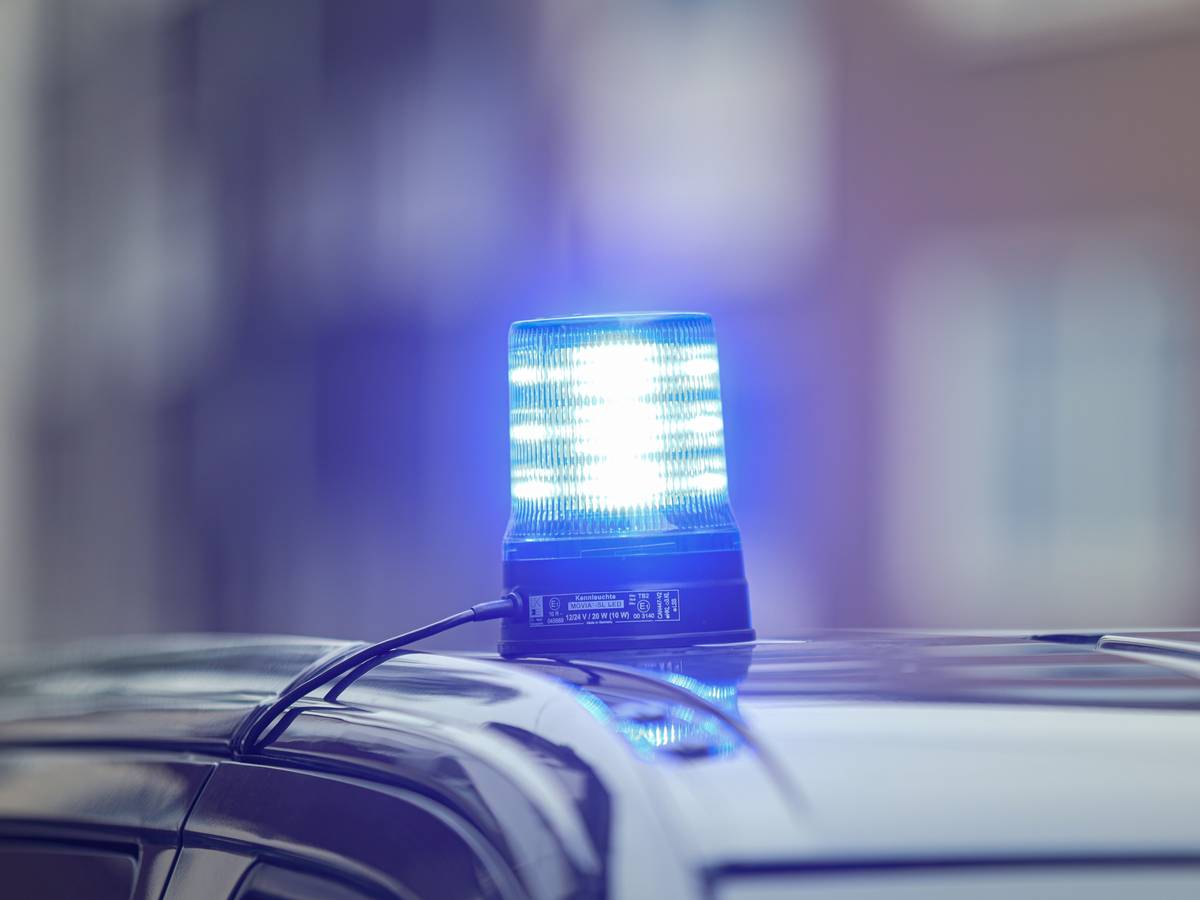 Mann in Wohnung überfallen und gefesselt