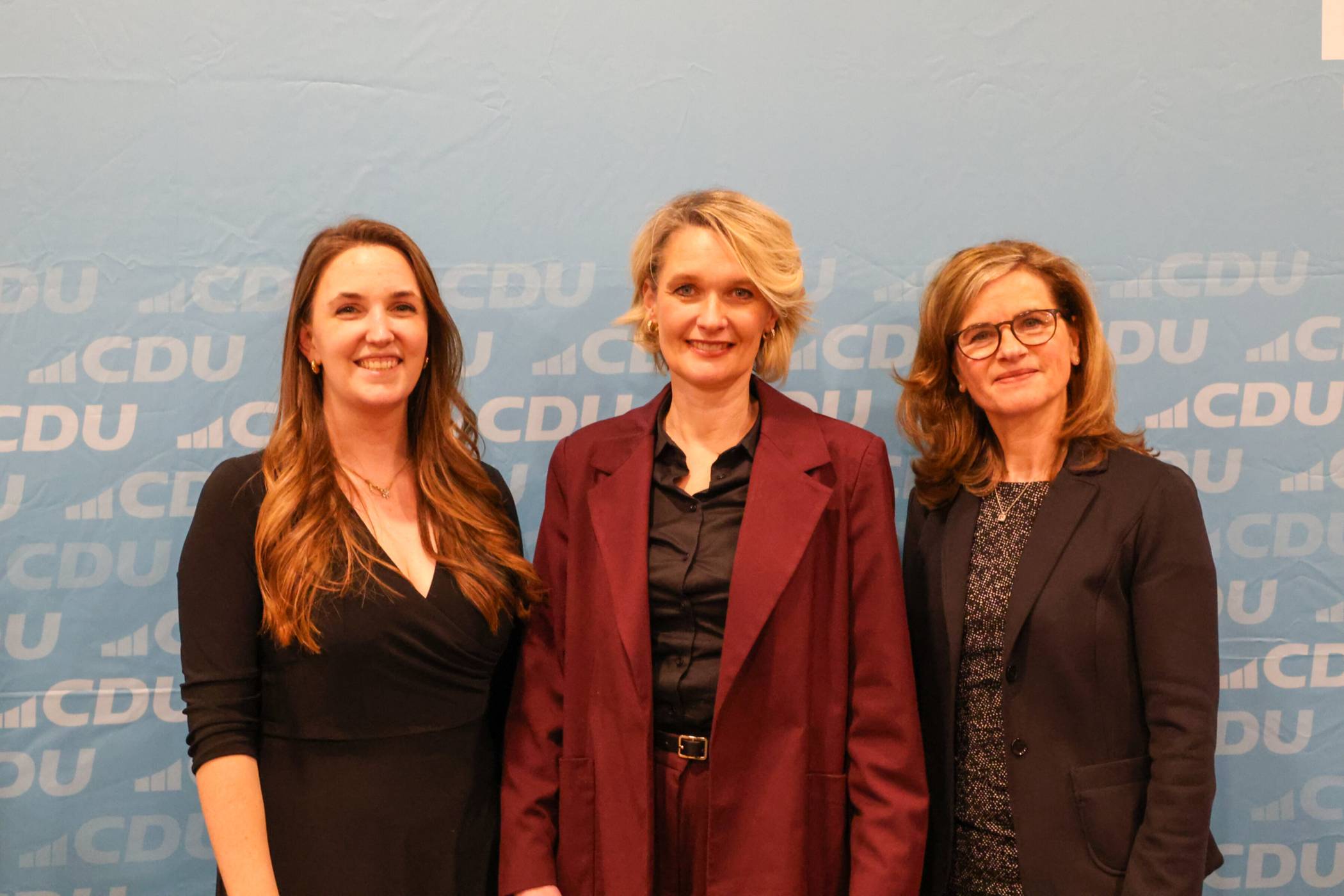 Von li.: Caroline Lünenschloss, Anja Vesper und Ellen Kineke.