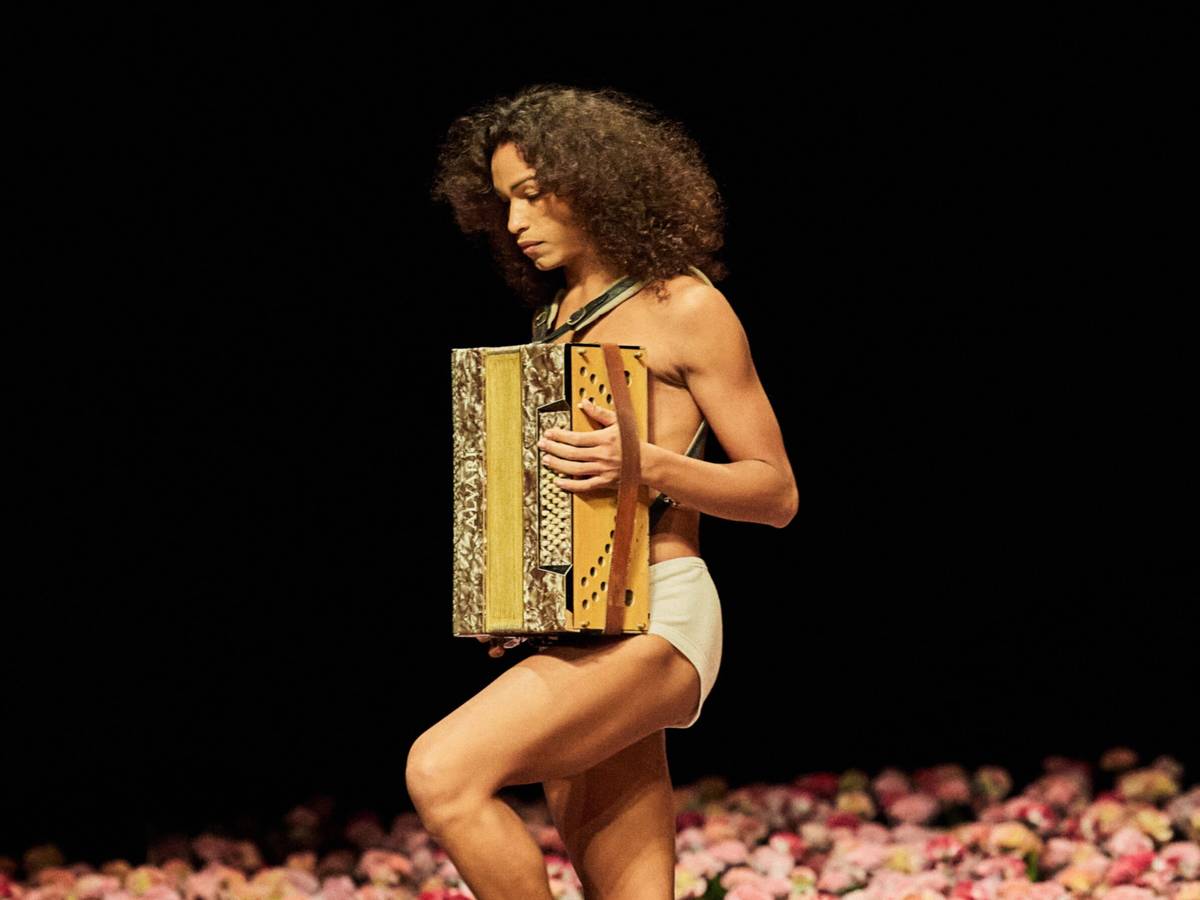 Tournee des Tanztheaters durch Südkorea und Japan