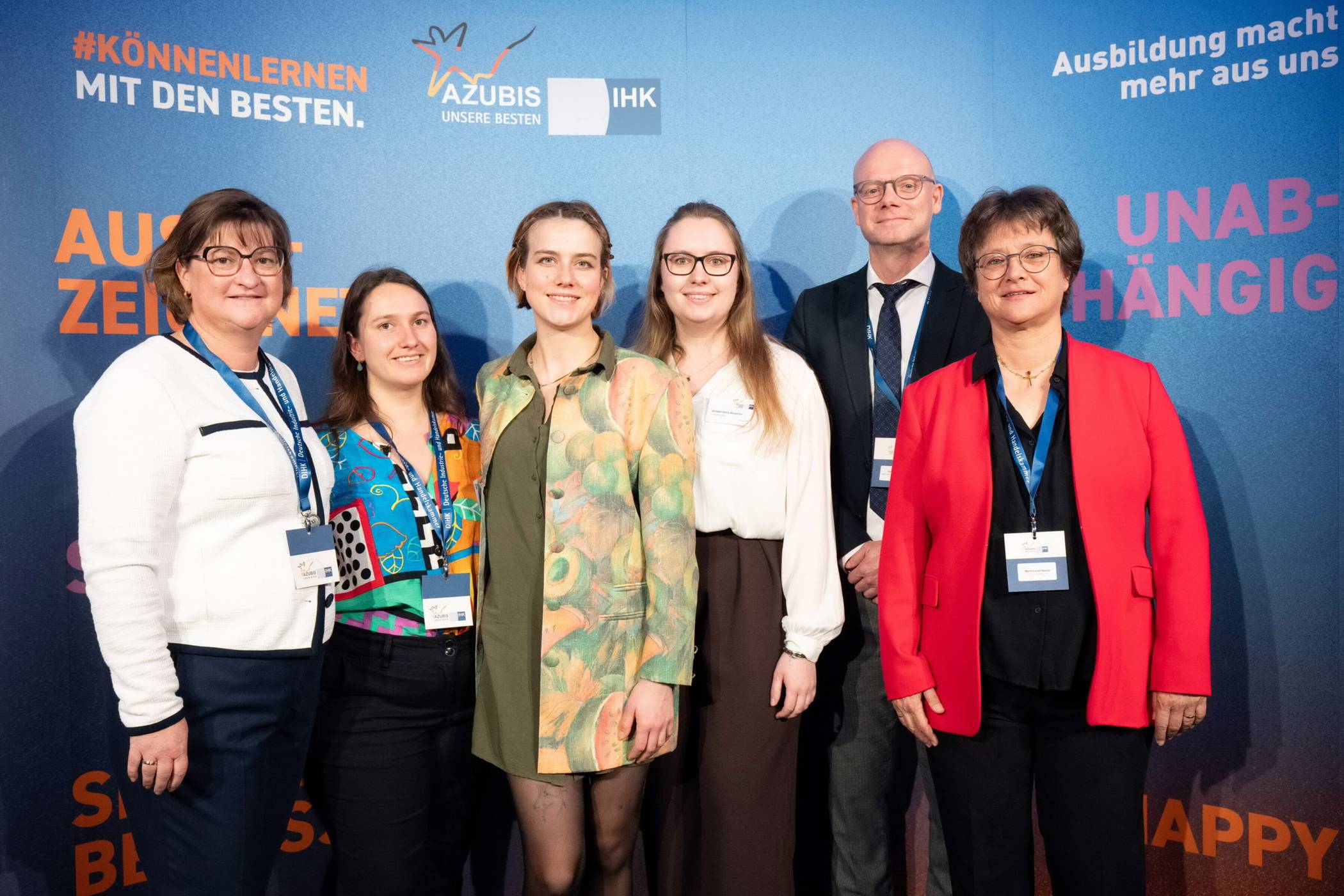 Von li.: Carmen Bartl-Zorn, Sarah Feist, Daria Marschalek, Wiebke Anna Aleweiler, Carsten Möller und Marie-Luise Hasler.