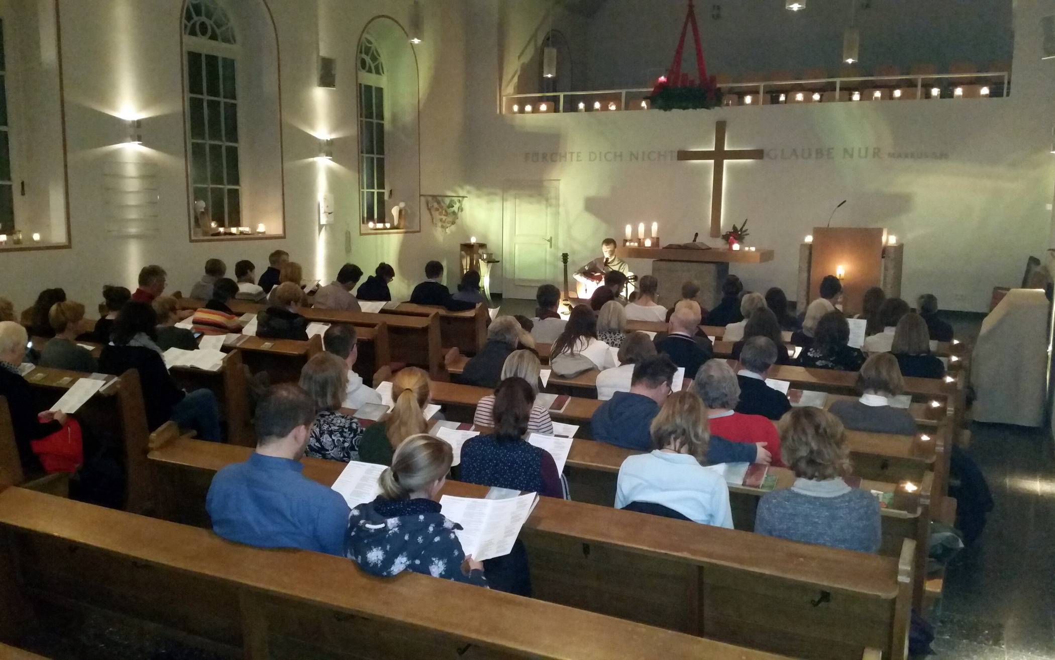 Das Adventssingen in der Ev. Kirche
