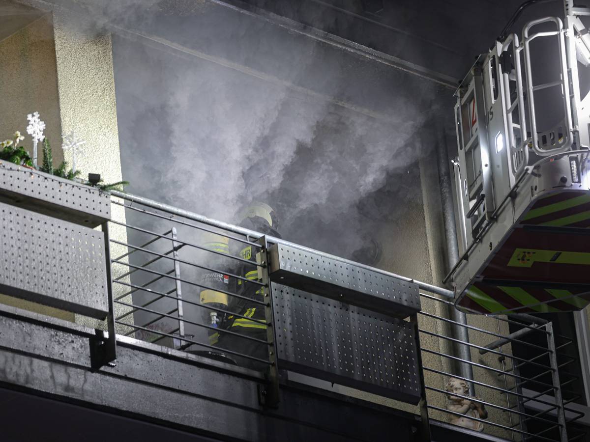 Video: Frau überlebt Zimmerbrand nicht