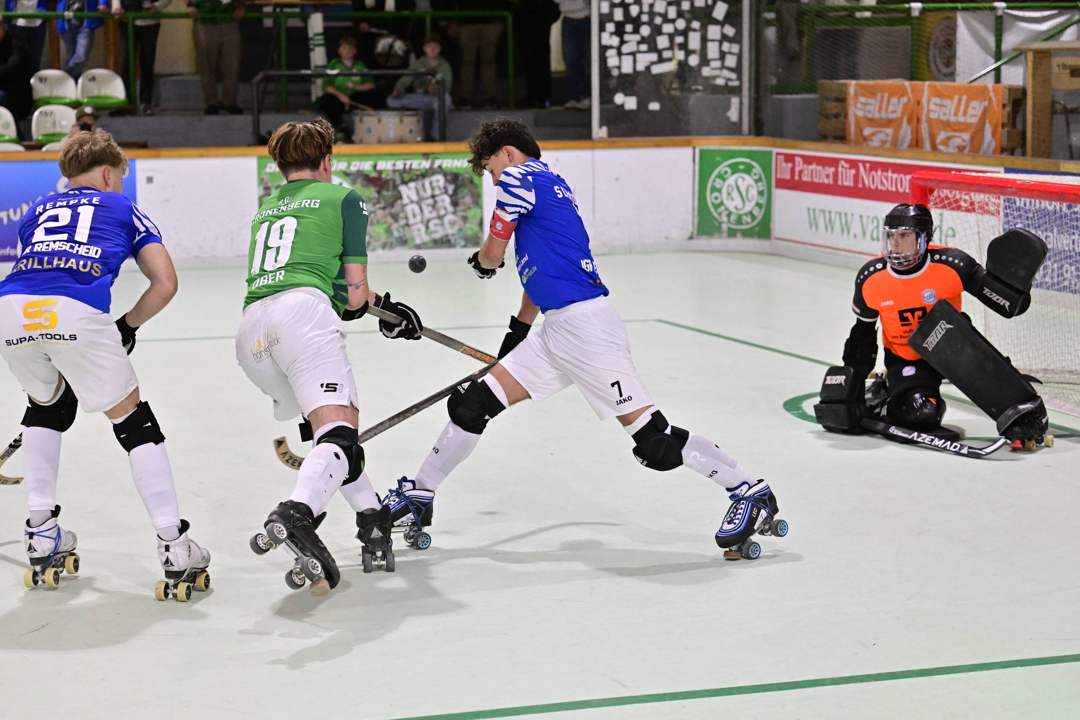  Szene aus dem Bundesliga-Duell zwischen dem RSC und Remscheid. 