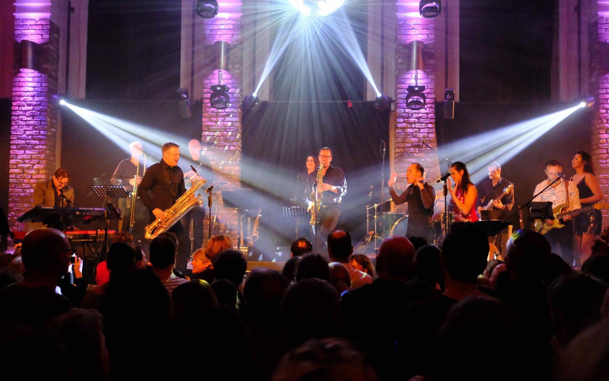 „xmas soulnight“: Drei Stunden Party mit 30 Mega-Songs