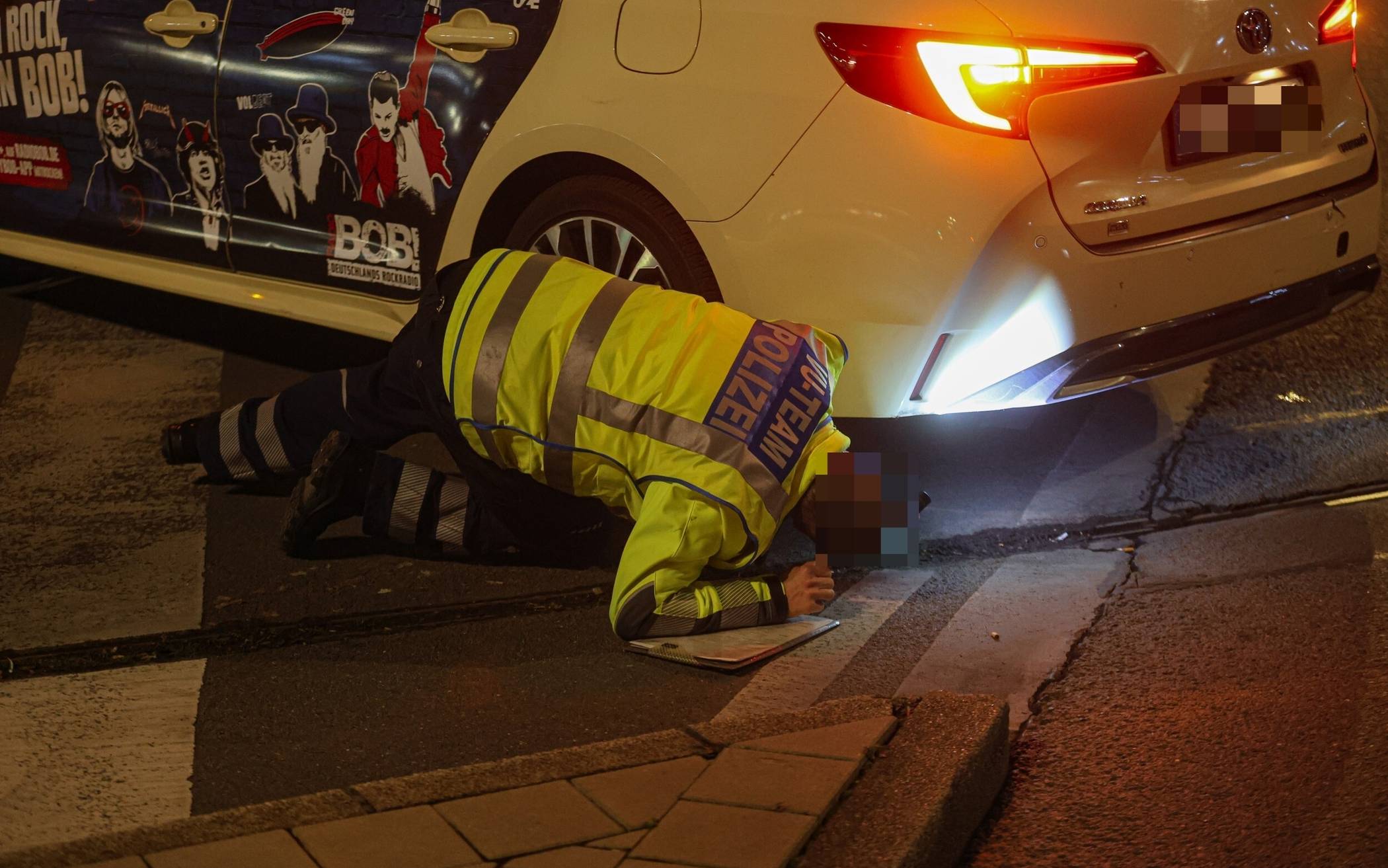 Bilder: Schwerer Unfall am Alten Markt in Wuppertal