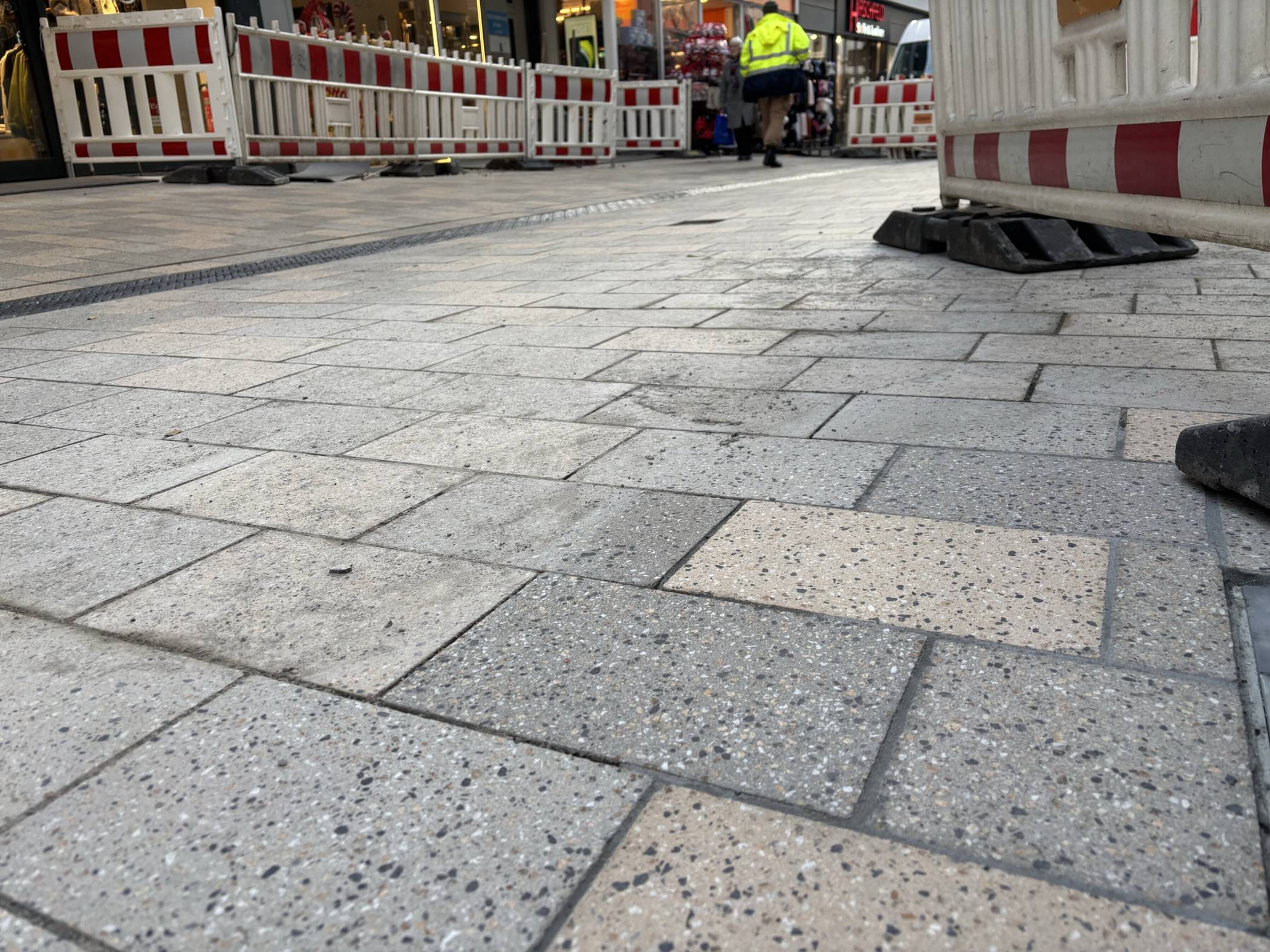  Die neue Pflasterung. 