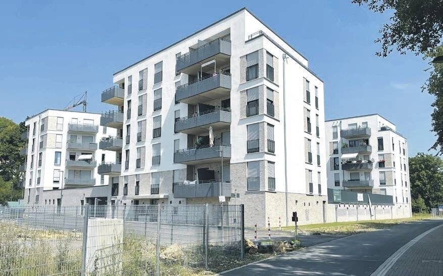  Die neuen Gebäude liegen direkt an der Trasse. 