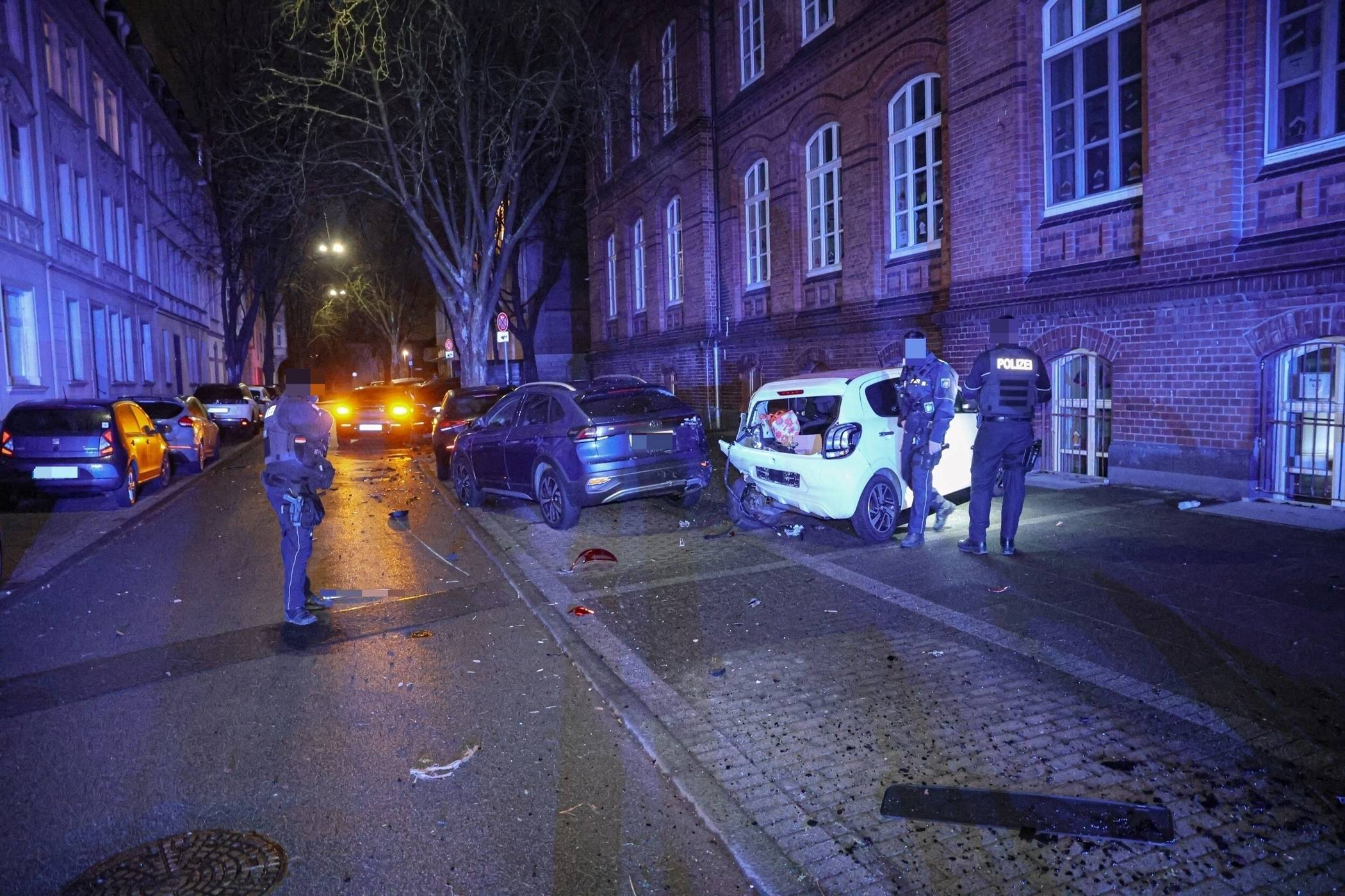 Die Polizei hatte einiges ztu tun im Rahmen der Unfallaufnahme.